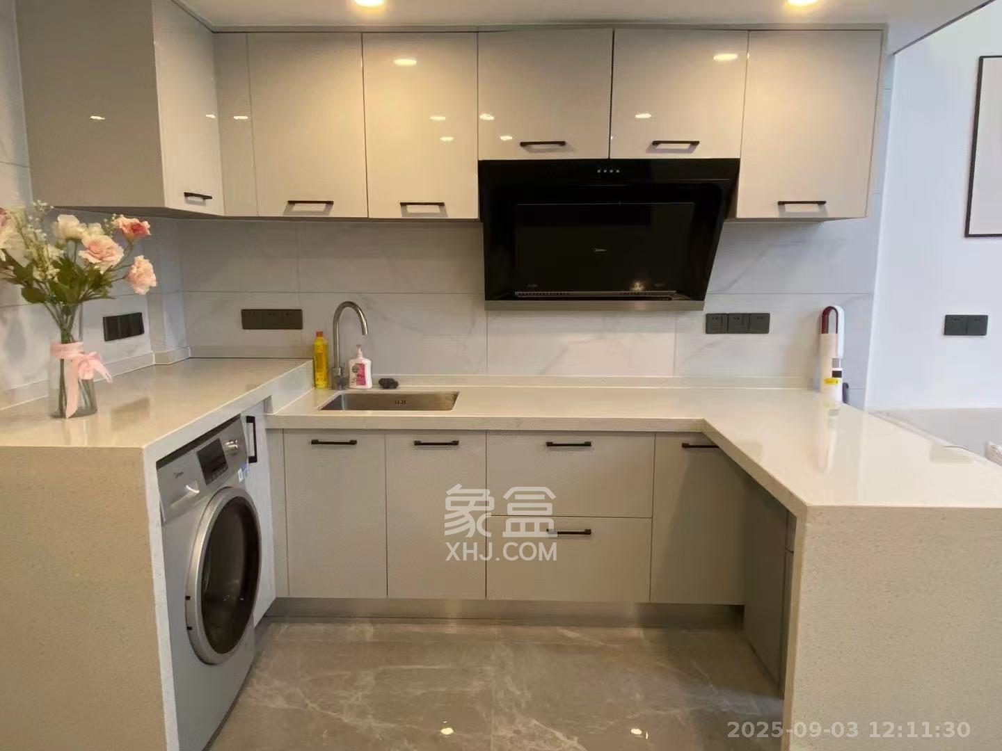 龙湖新壹城 1室1厅1卫 2300.0元/月 龙湖新壹城 1室1厅1卫 2300.0元/月室内图