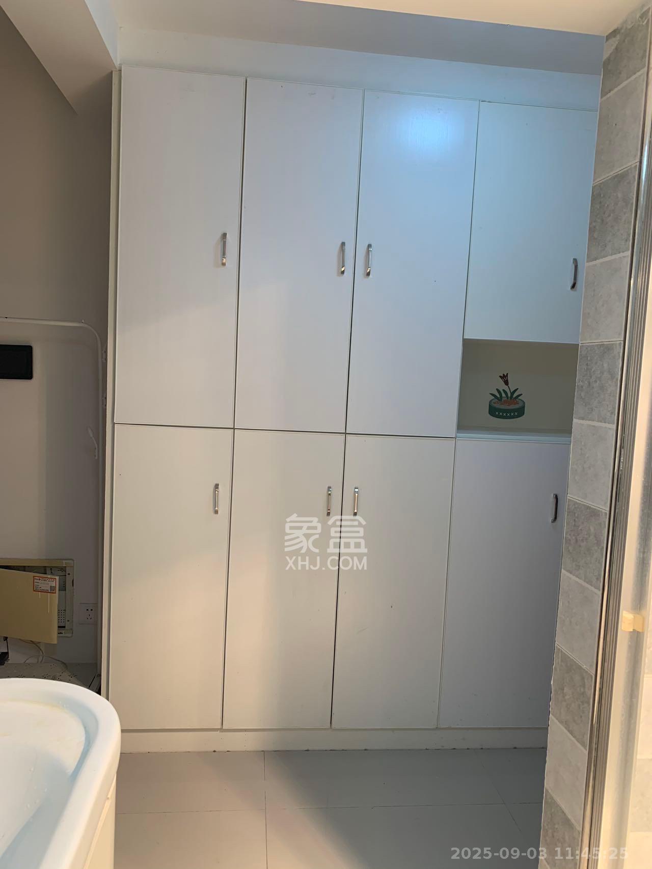 保利麓谷林语I区  1室1厅1卫    1400.0元/月室内图