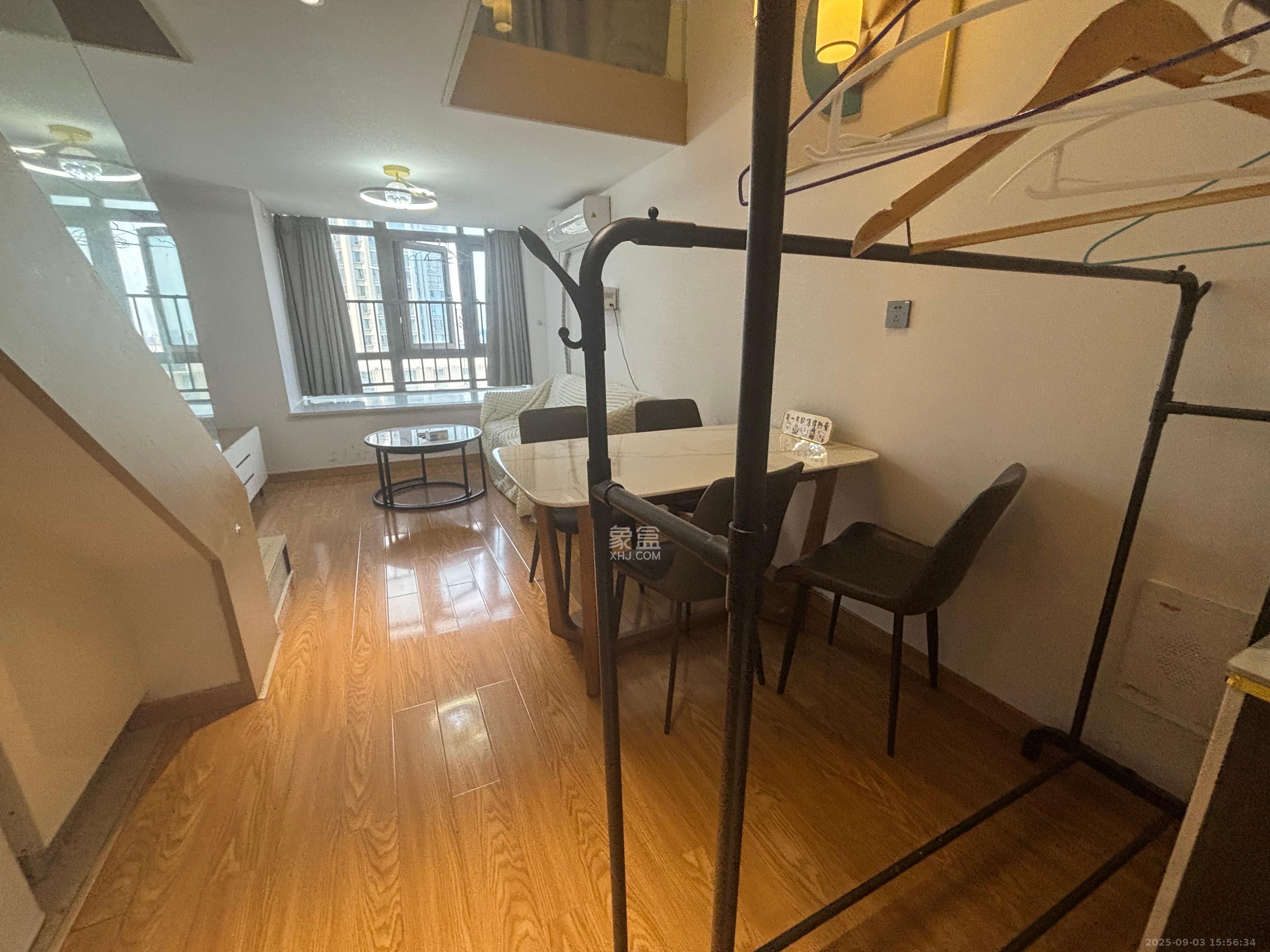 阳光城檀悦 2室2厅1卫 2400.0元/月 阳光城檀悦 2室2厅1卫 2400.0元/月室内图