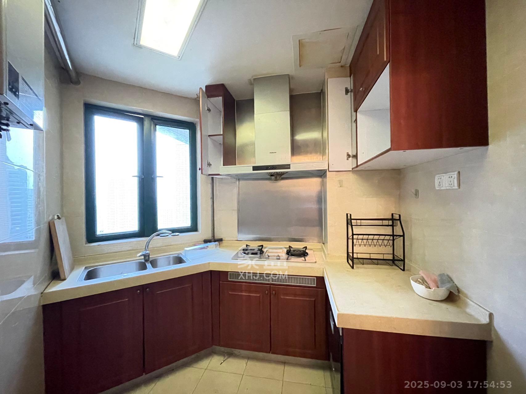 恒大雅苑 2室2厅1卫 2200.0元/月 恒大雅苑 2室2厅1卫 2200.0元/月室内图