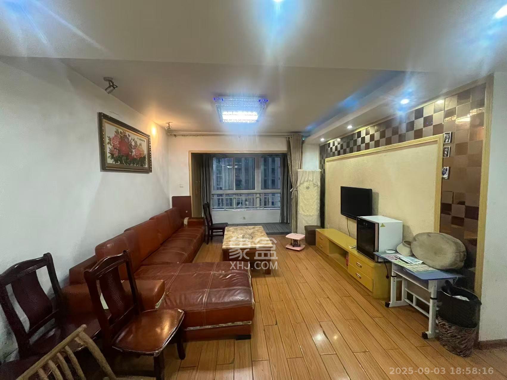 汇都公寓 3室2厅2卫 2400.0元/月 汇都公寓 3室2厅2卫 2400.0元/月室内图