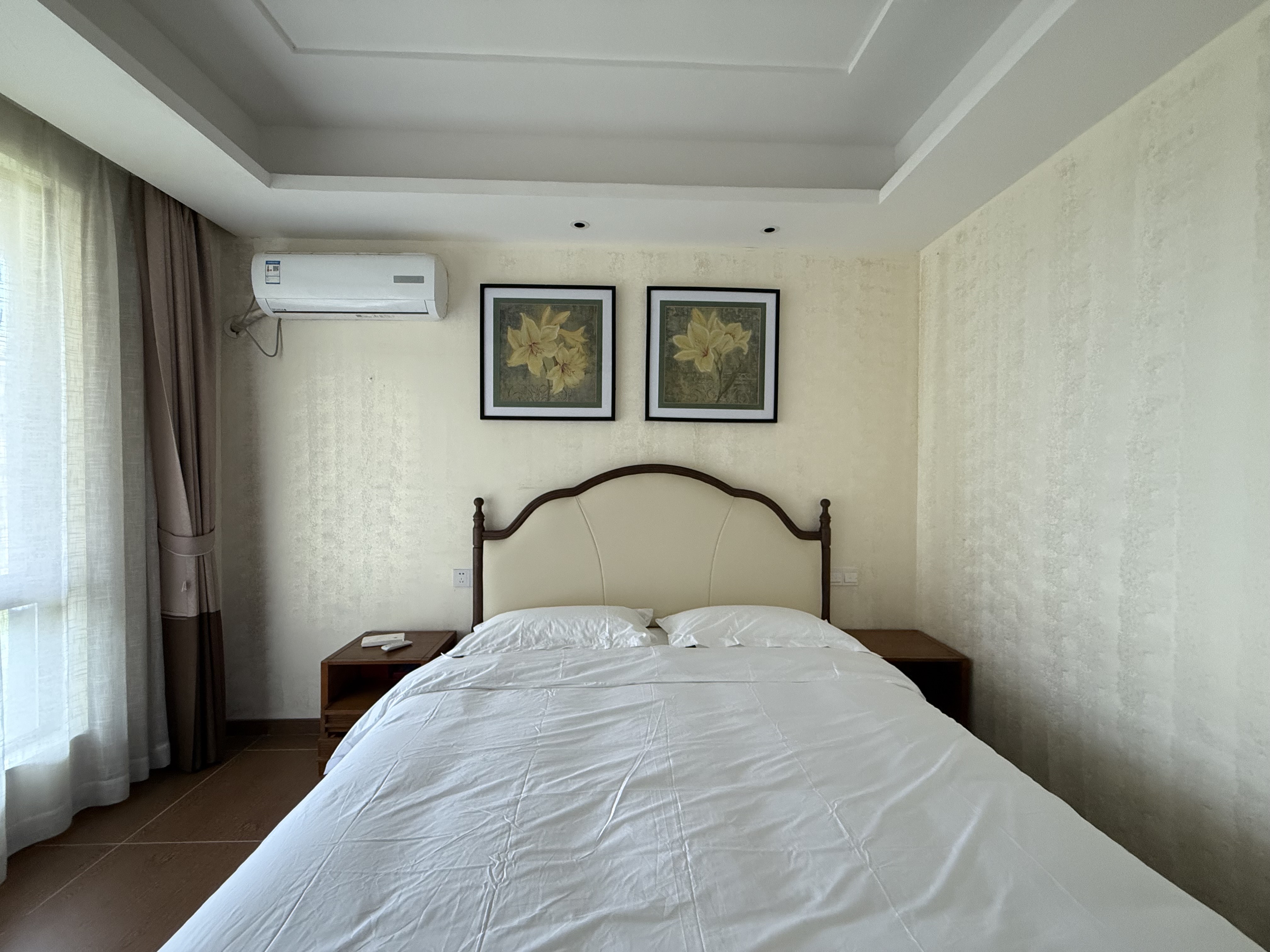 碧桂园 6室2厅3卫 158.0万 碧桂园 6室2厅3卫 158.0万客厅