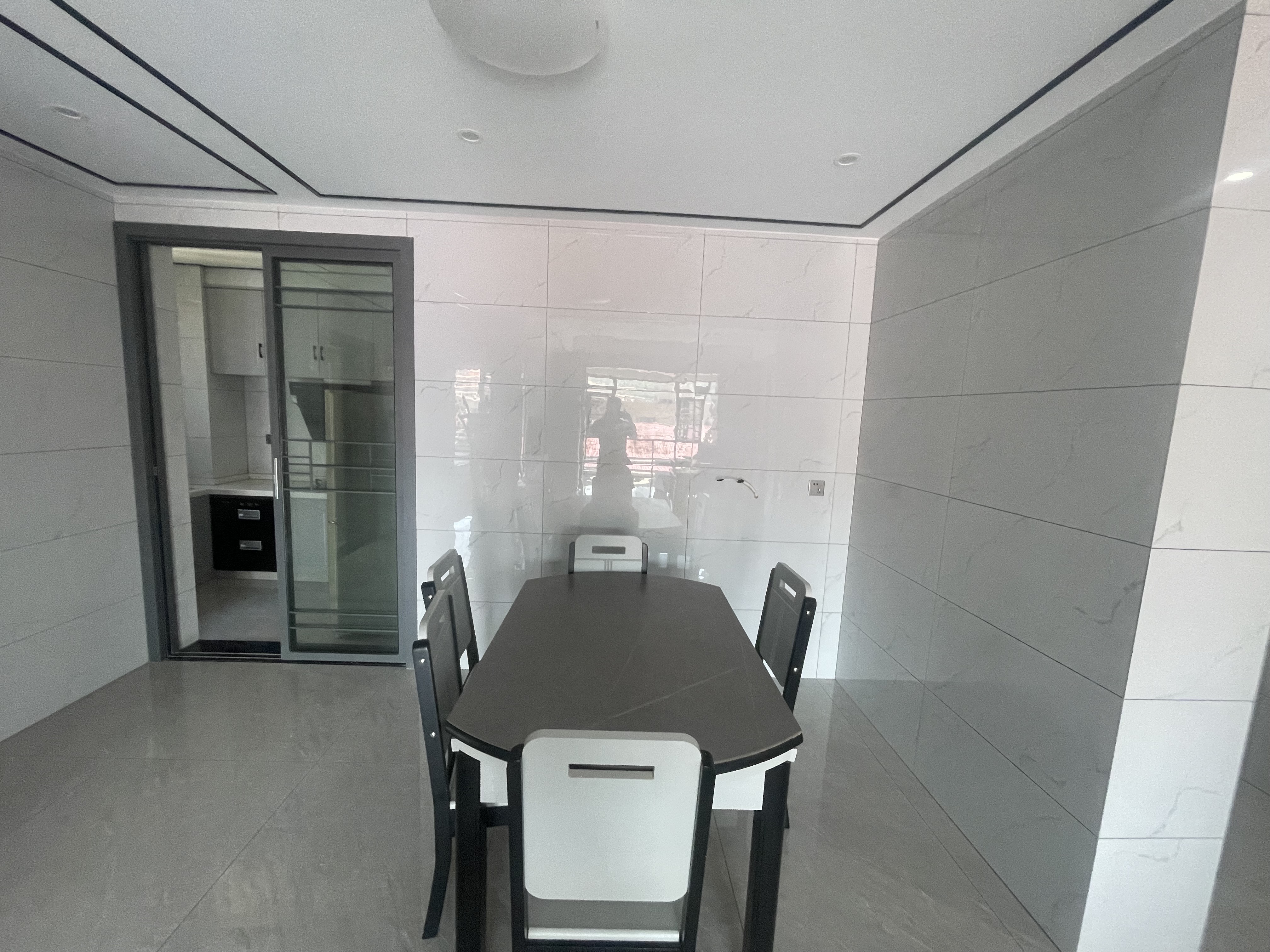 大同芙蓉二期(芙蓉广场)  1室0厅0卫    2200.0元/月 大同芙蓉二期(芙蓉广场)  1室0厅0卫    2200.0元/月室内图