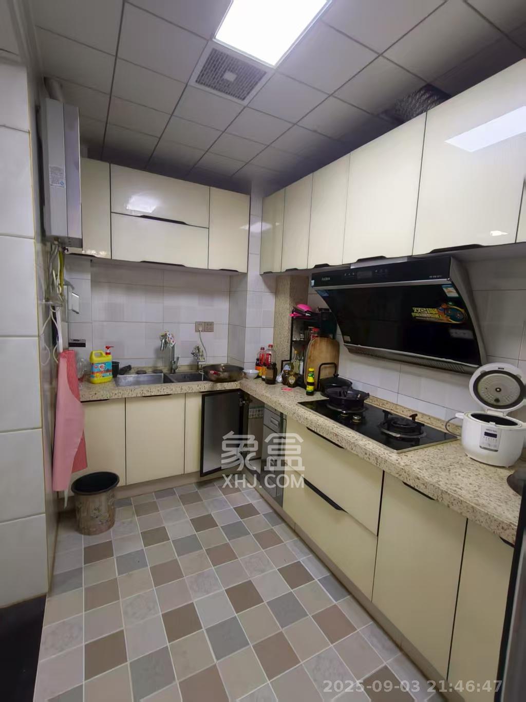 海德公园  4室2厅2卫    2600.0元/月 海德公园  4室2厅2卫    2600.0元/月室内图