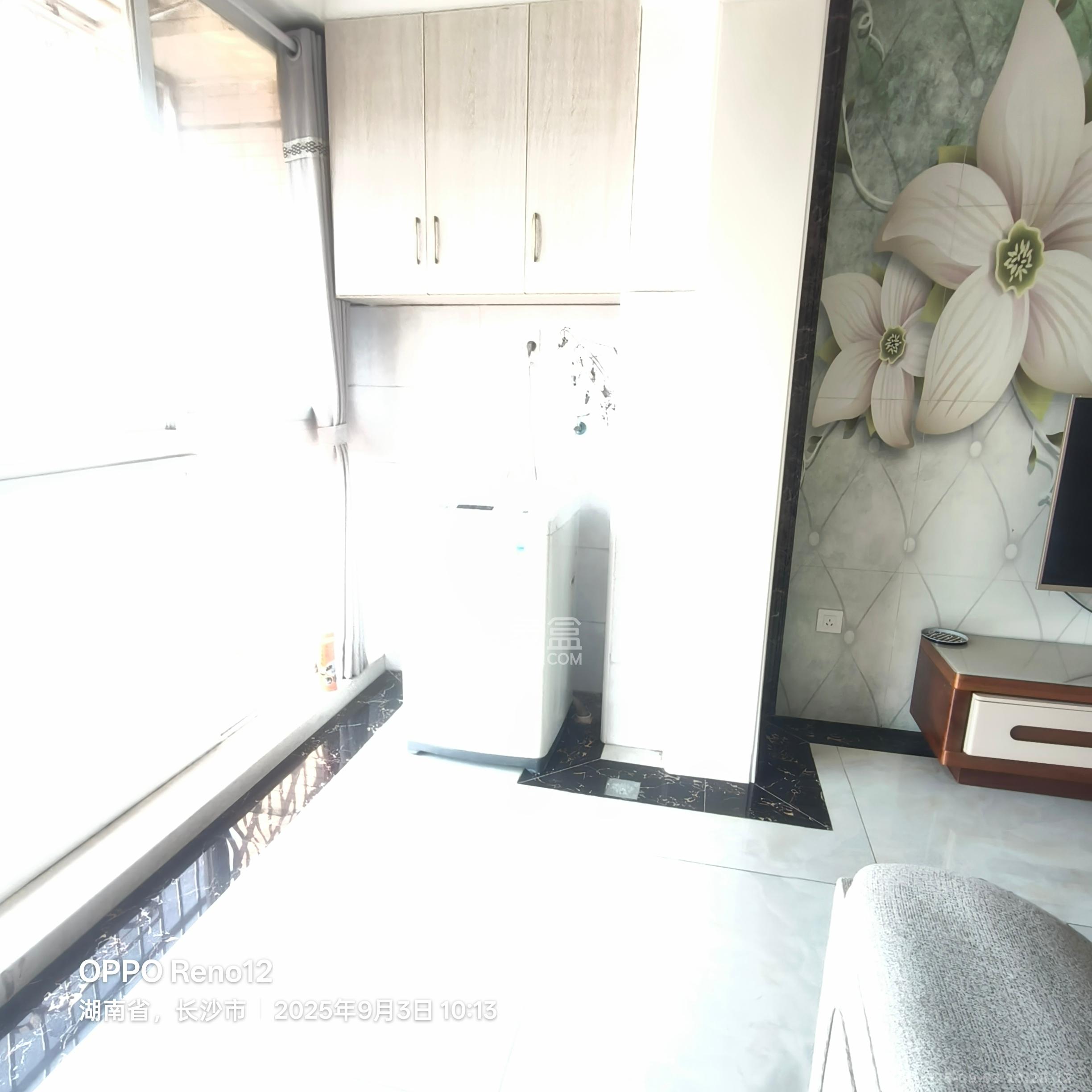 新蕾品阁居  3室2厅1卫    1700.0元/月室内图