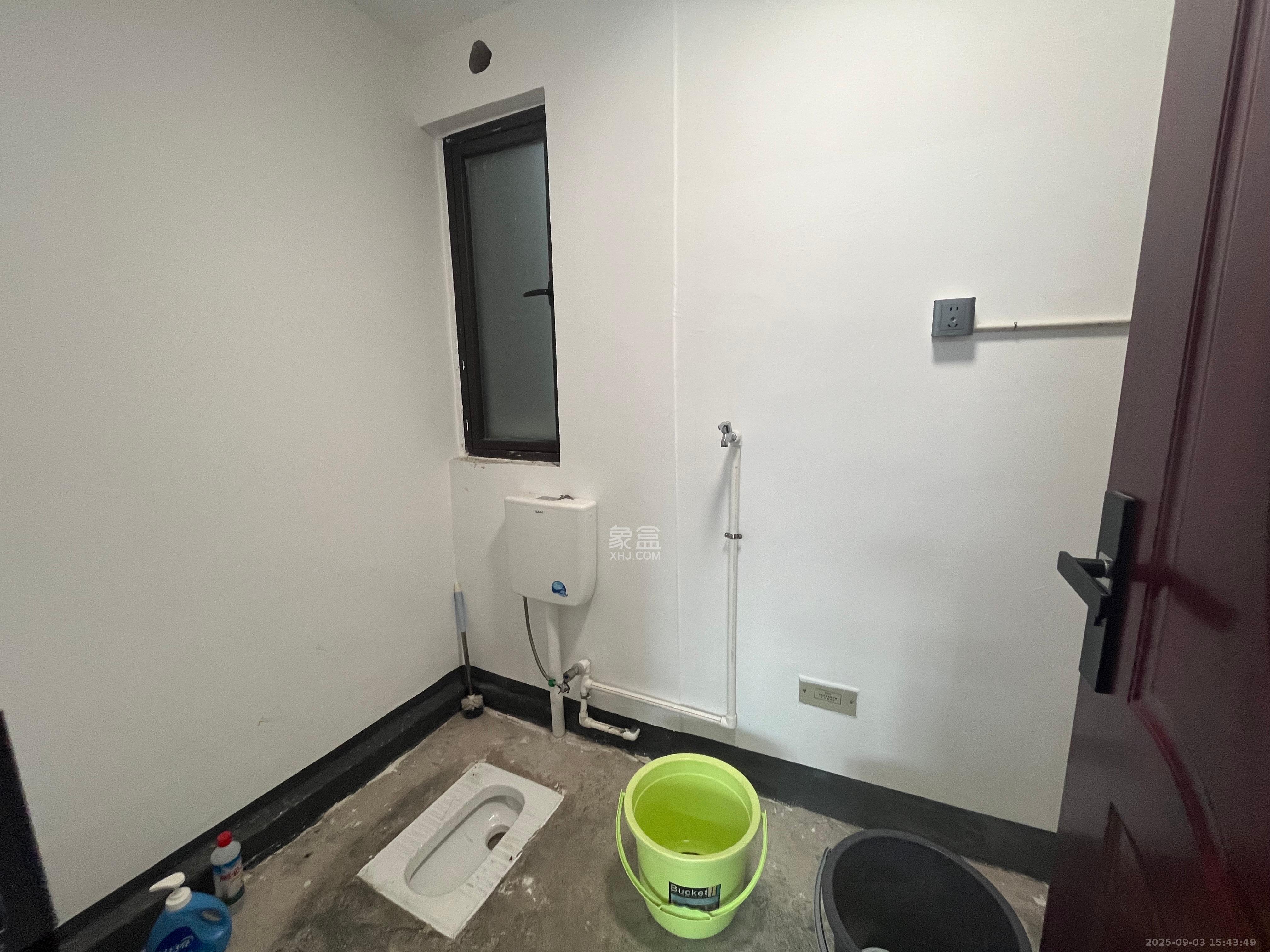 合能枫丹星悦  4室2厅2卫    1900.0元/月 合能枫丹星悦  4室2厅2卫    1900.0元/月室内图