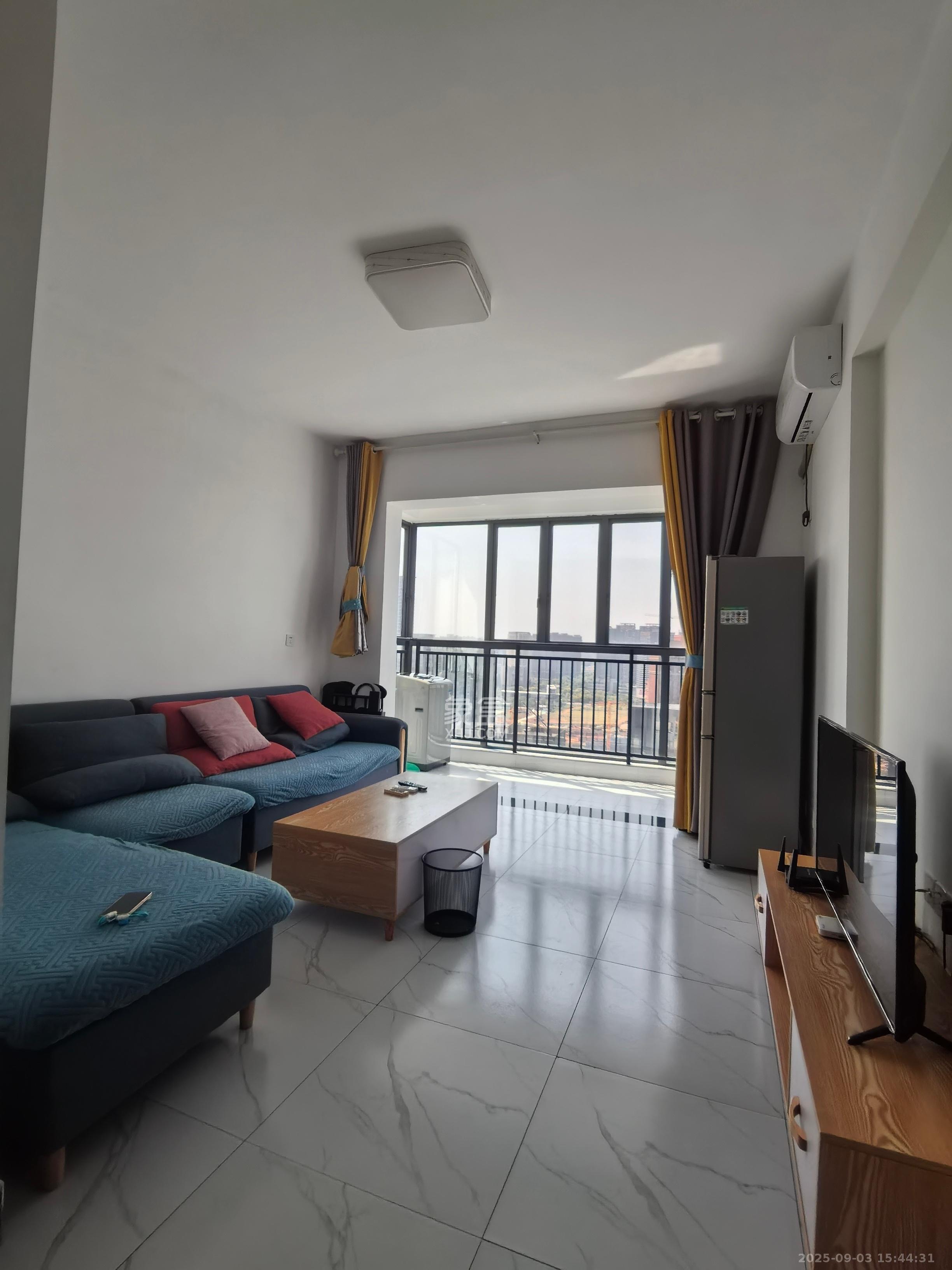 明大佳园  2室1厅1卫    2600.0元/月室内图