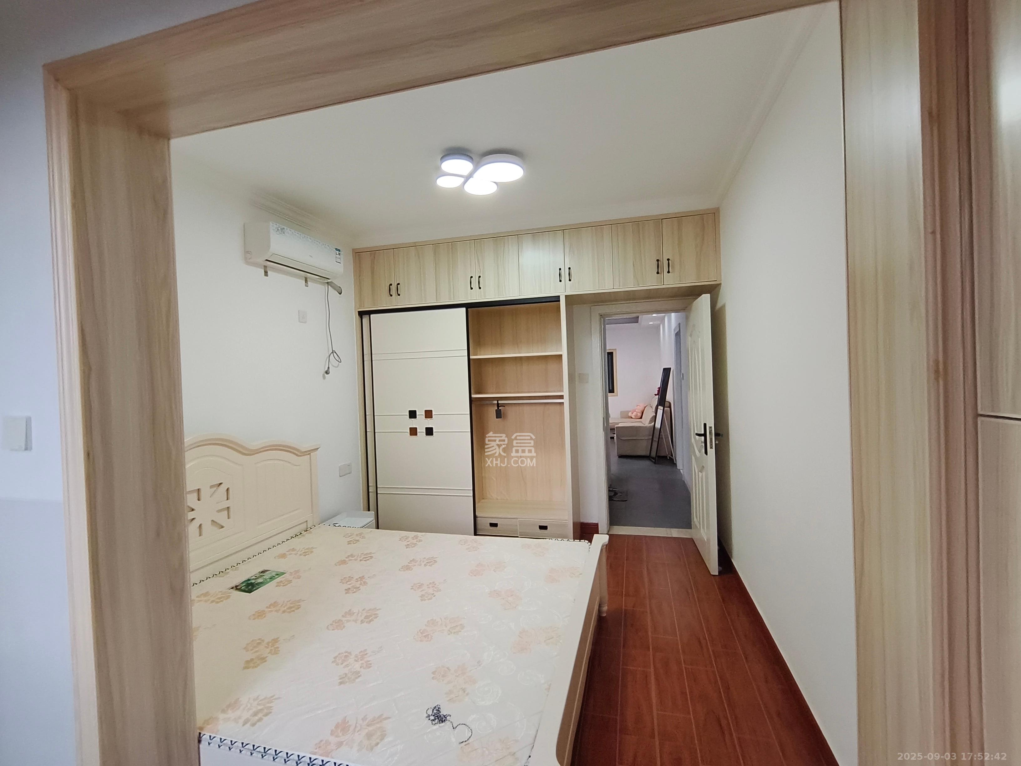 锦璨家园  3室2厅1卫   1800.00元/月室内图
