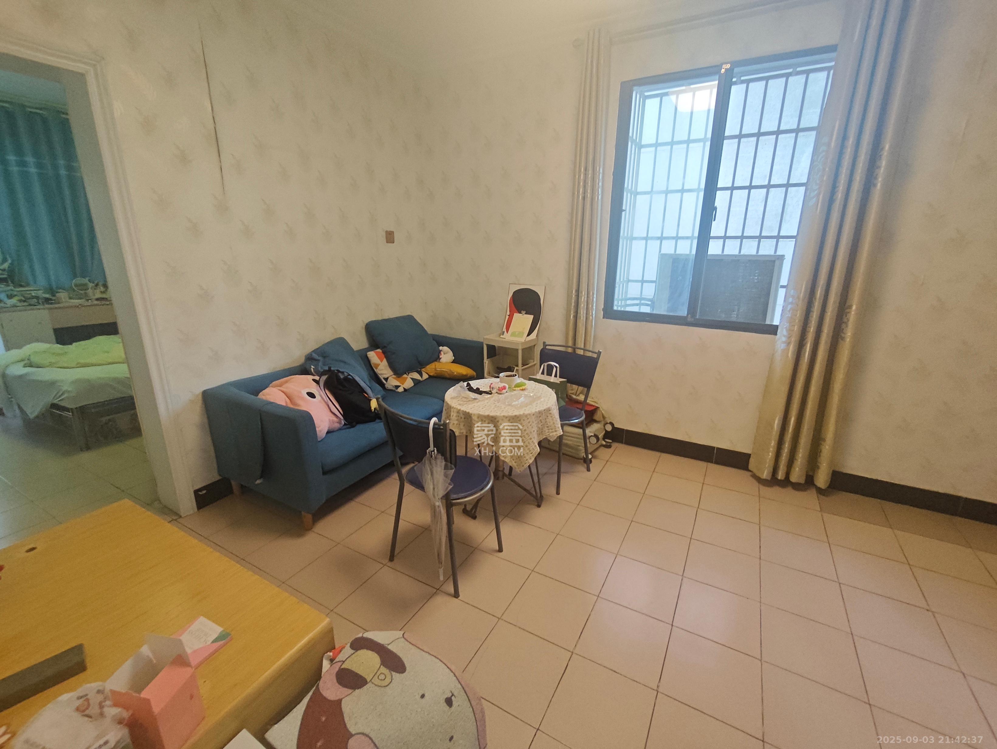 石子冲巷  1室1厅1卫    1300.0元/月 石子冲巷  1室1厅1卫    1300.0元/月室内图