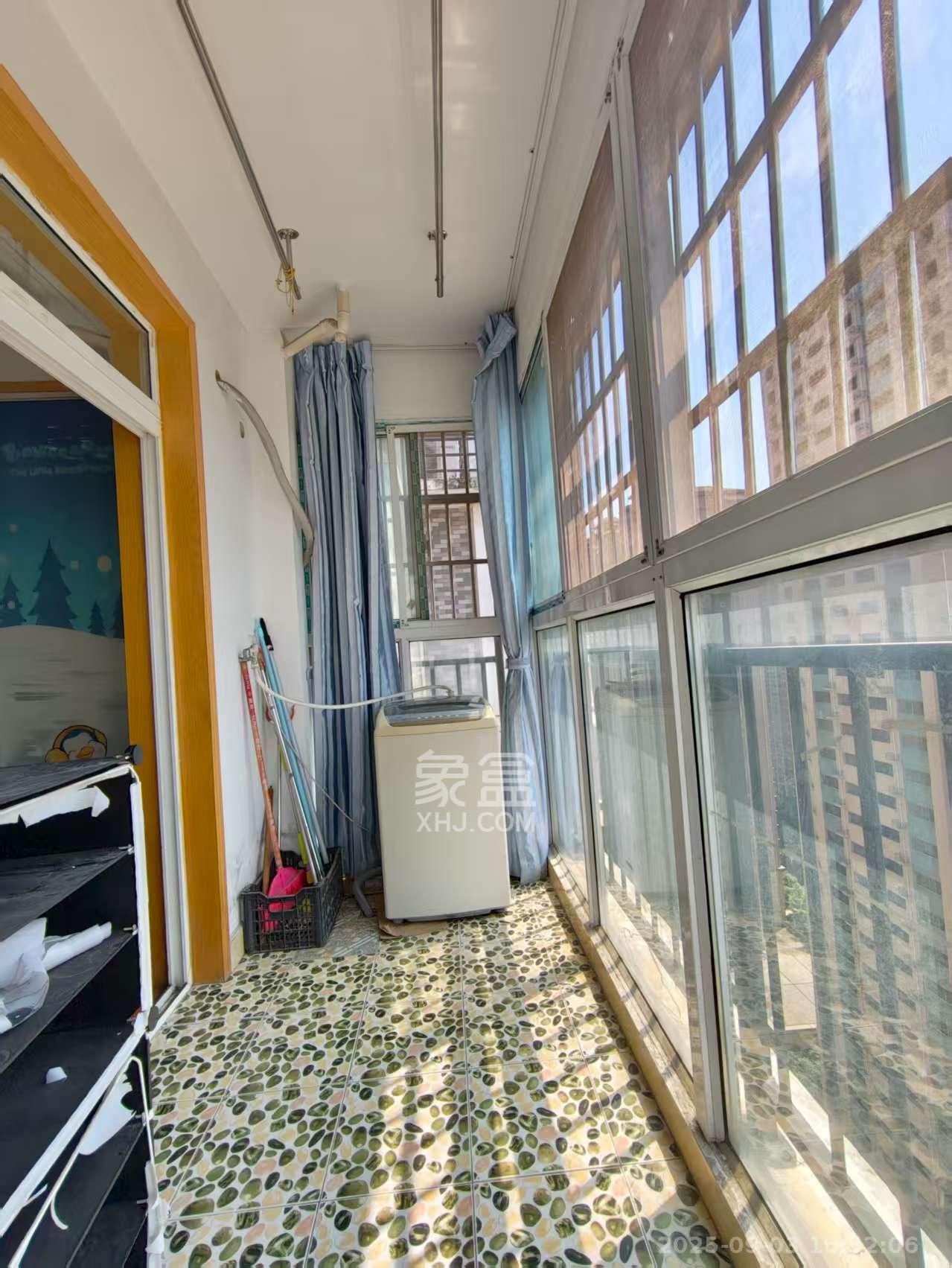 明天一城  2室2厅1卫    1400.0元/月 明天一城  2室2厅1卫    1400.0元/月室内图