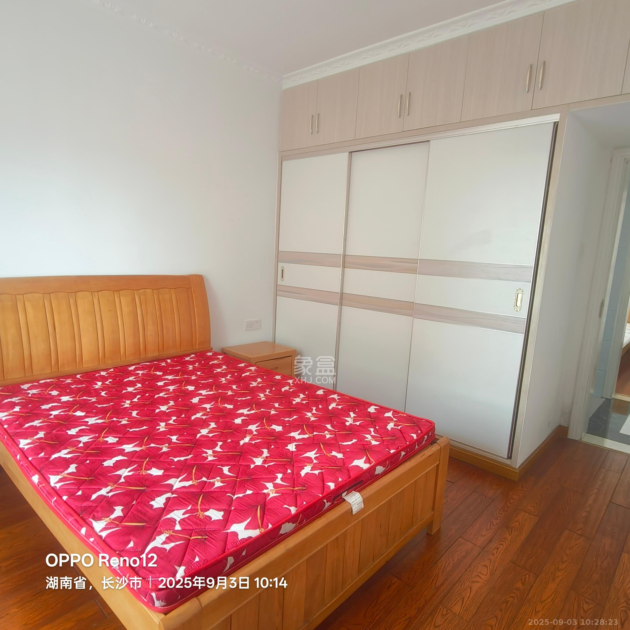 新蕾品阁居 3室2厅1卫 1700.0元/月 新蕾品阁居 3室2厅1卫 1700.0元/月室内图