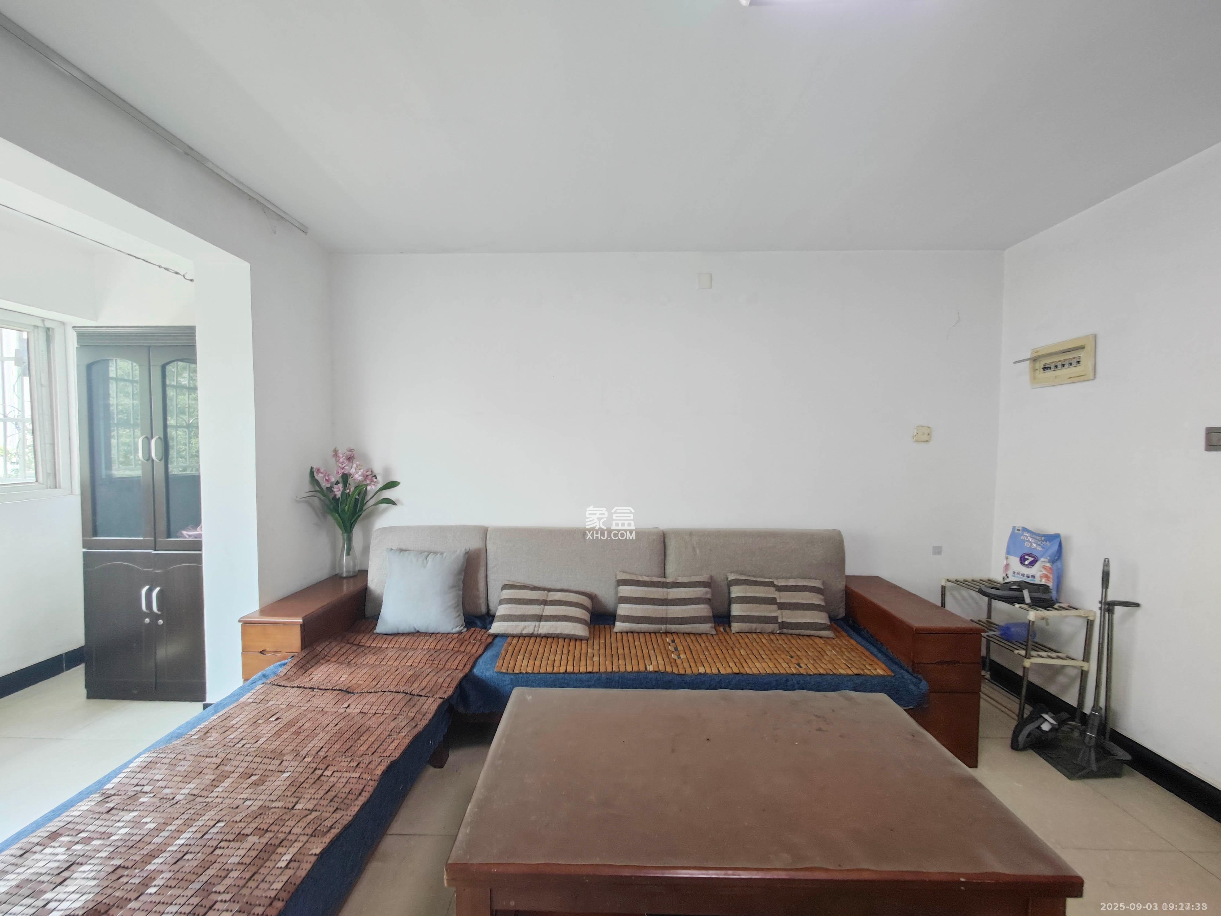 佳园星城 2室1厅1卫 1400.0元/月 佳园星城 2室1厅1卫 1400.0元/月室内图