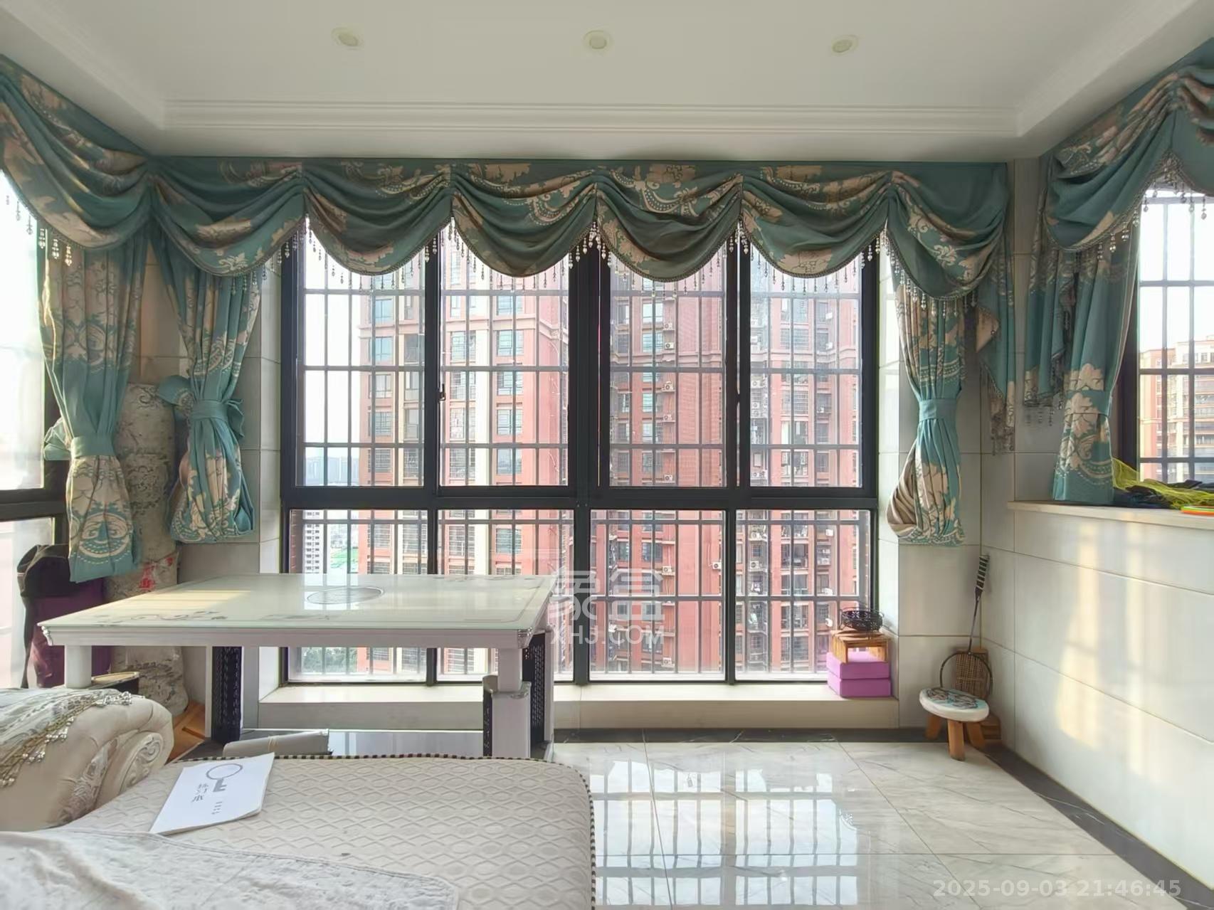 海德公园  4室2厅2卫    2600.0元/月 海德公园  4室2厅2卫    2600.0元/月室内图