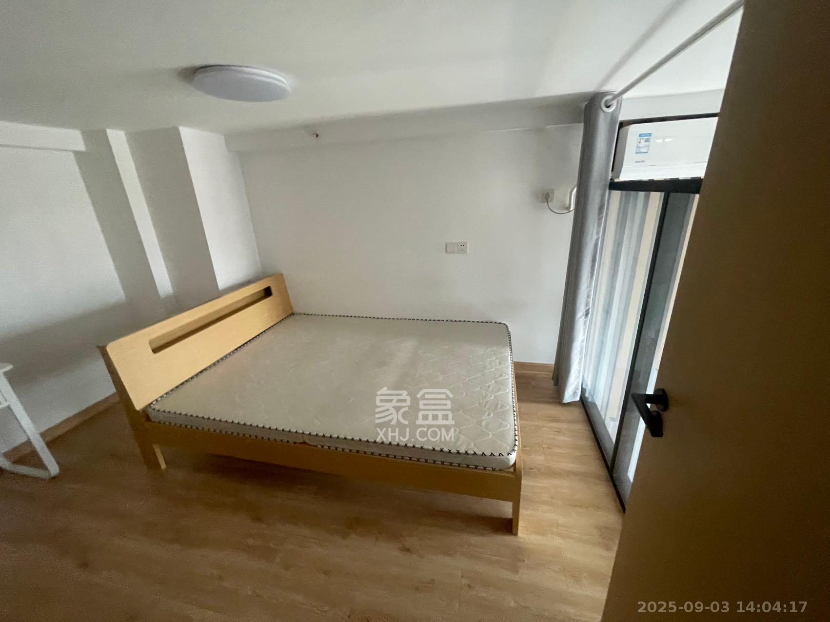 明昇壹城（明昇时代广场）三期  3室2厅1卫    2600.0元/月室内图