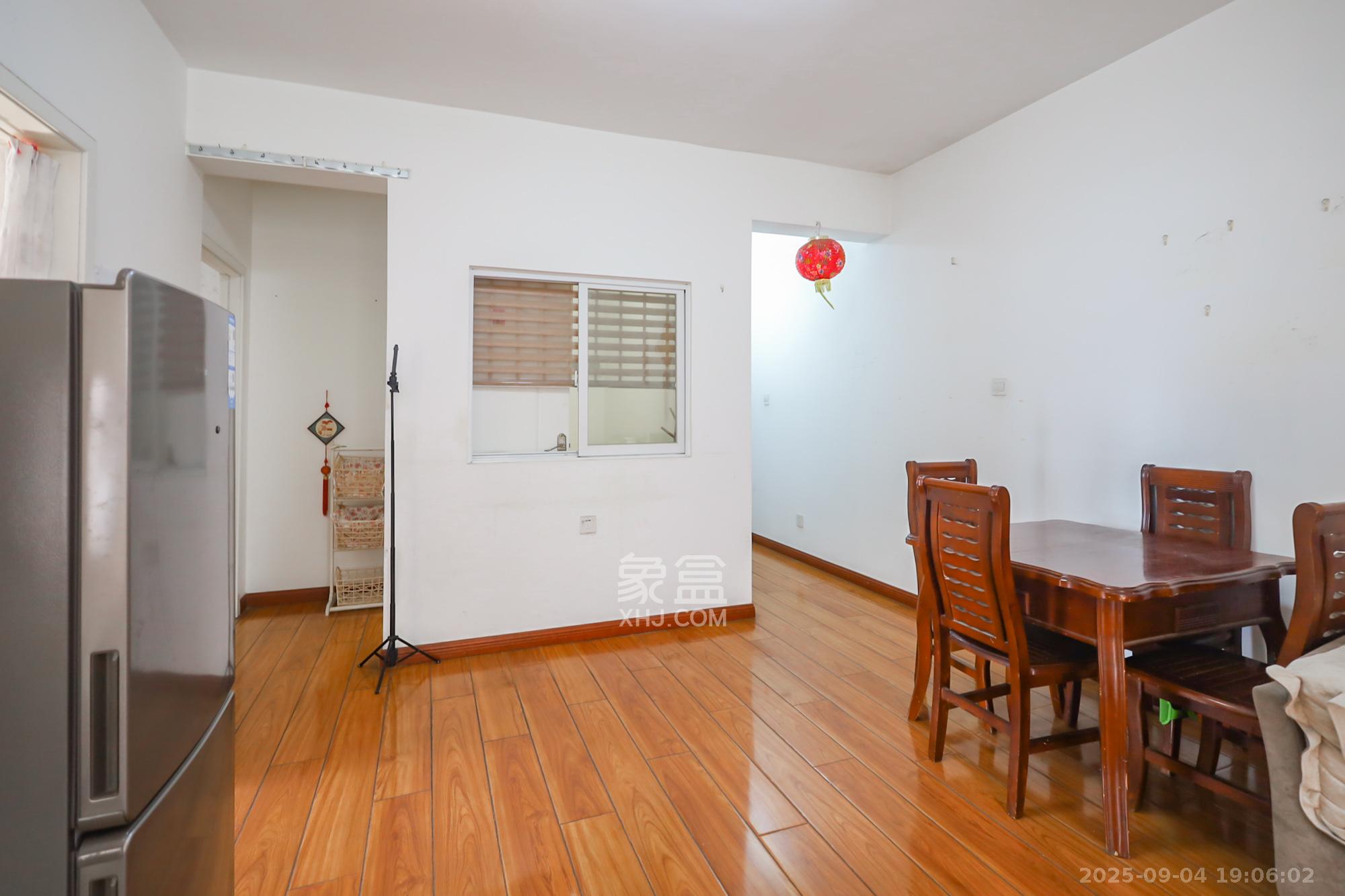 香海西岸 3室2厅1卫 88.0万 香海西岸 3室2厅1卫 88.0万其他