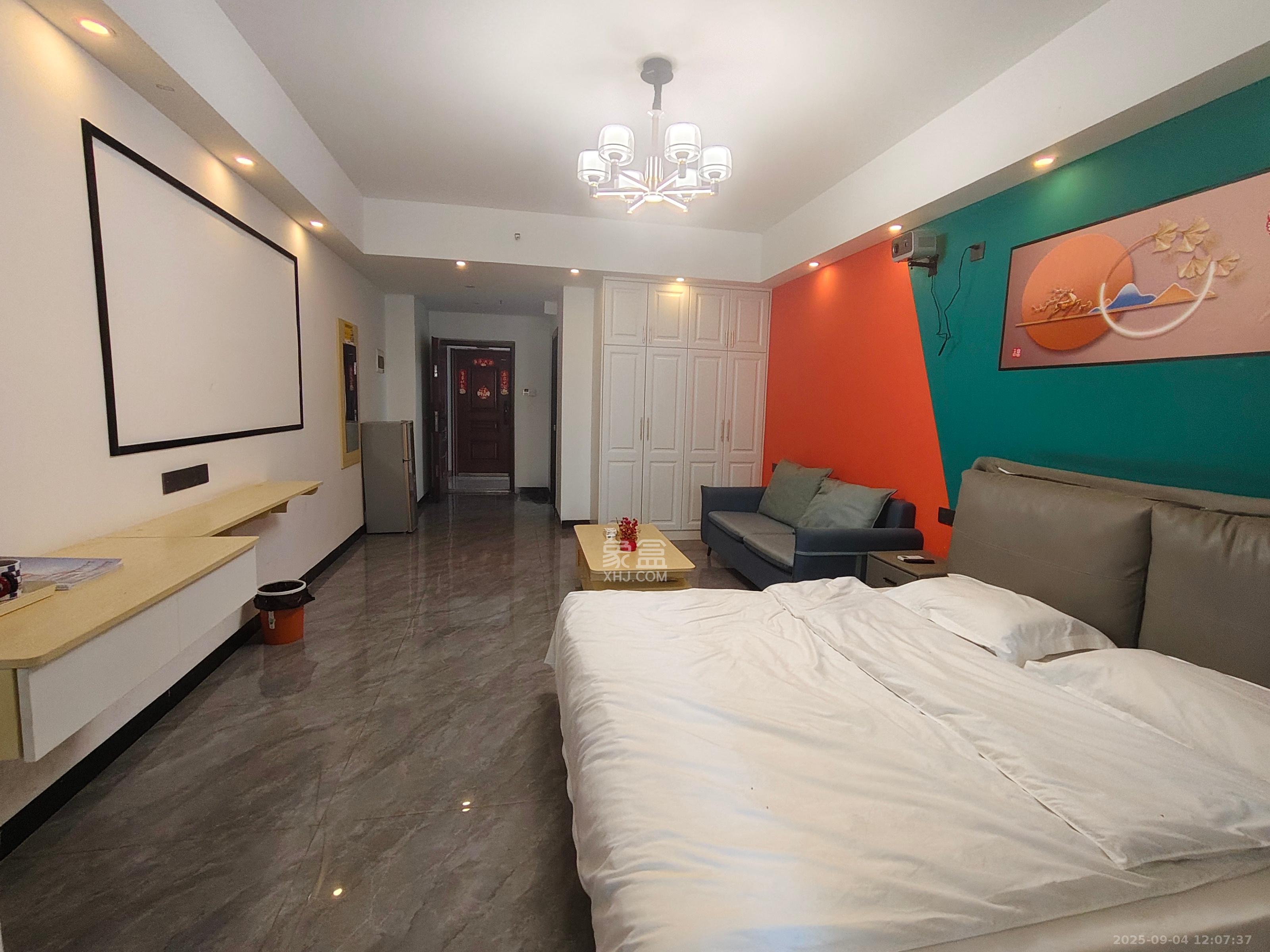 福晟钱隆国际(晟冉景苑)  1室1厅1卫    1600.0元/月 福晟钱隆国际(晟冉景苑)  1室1厅1卫    1600.0元/月室内图