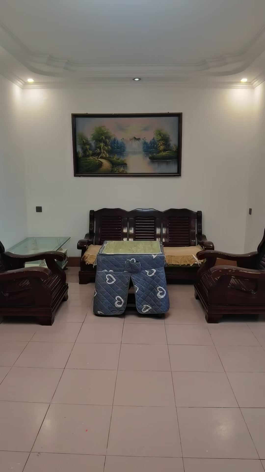 西流湾社区 2室2厅1卫 52.8万 西流湾社区 2室2厅1卫 52.8万室内图