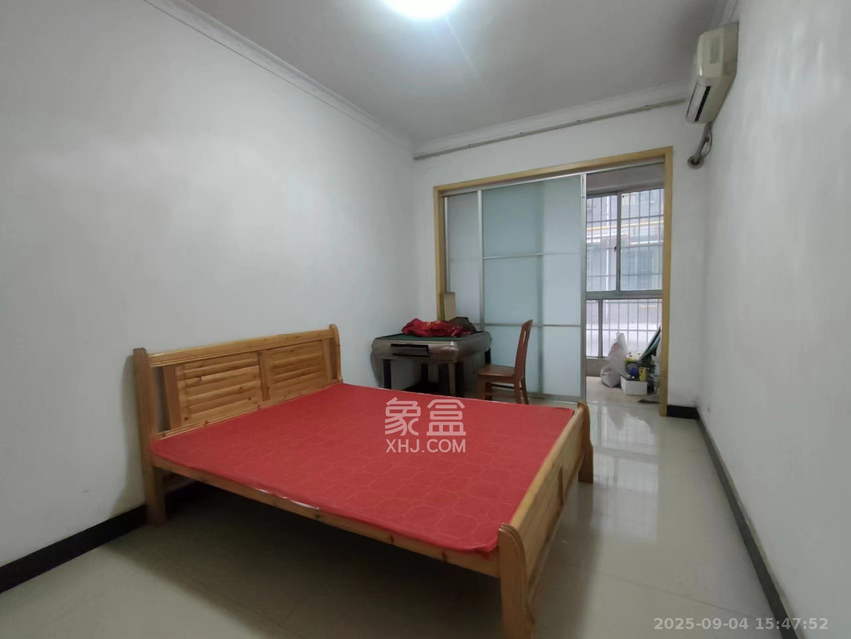 湘绣城  3室2厅1卫    1500.0元/月室内图