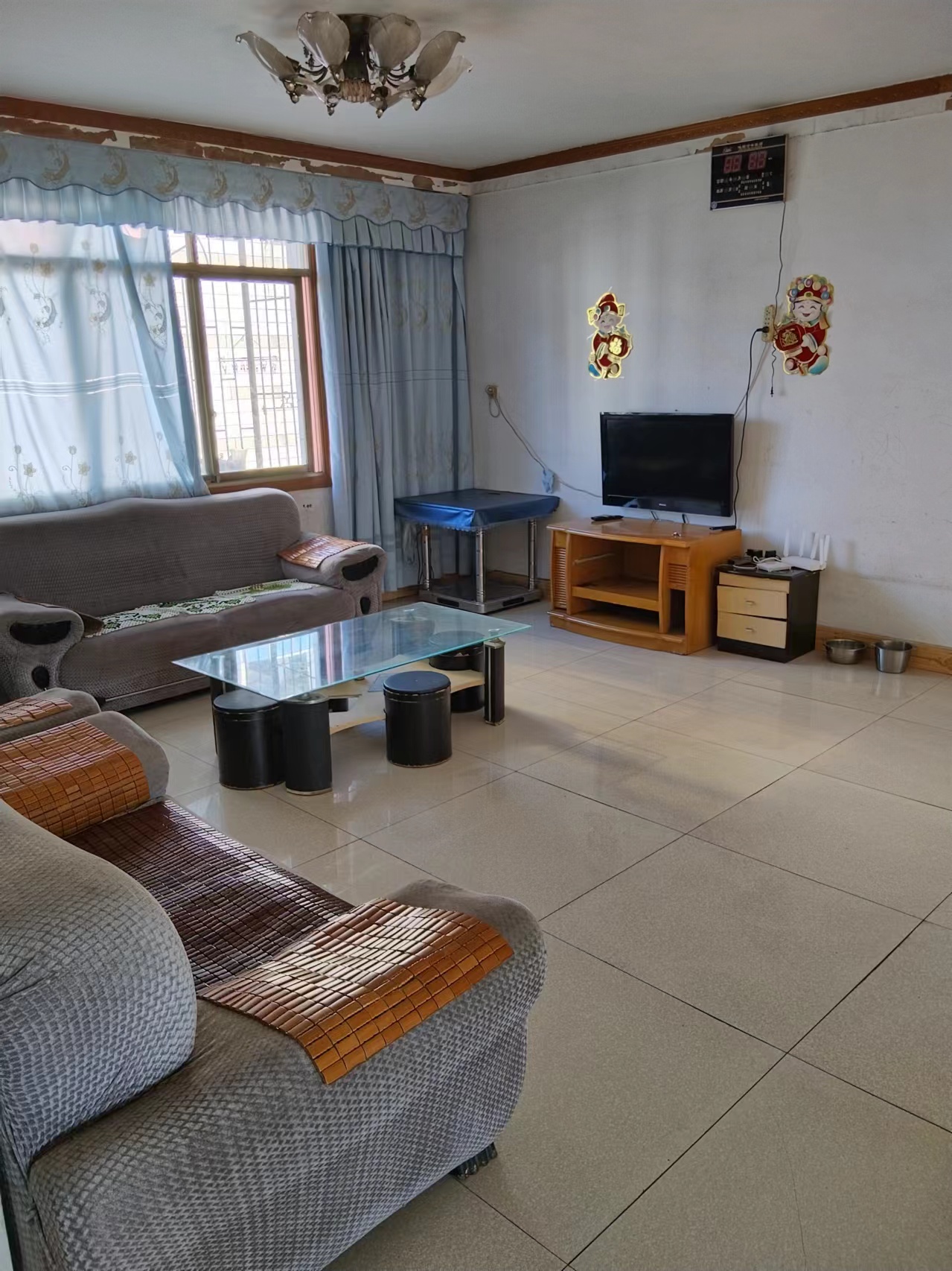 乐花家园 4室1厅1卫 800.0元/月 乐花家园 4室1厅1卫 800.0元/月室内图