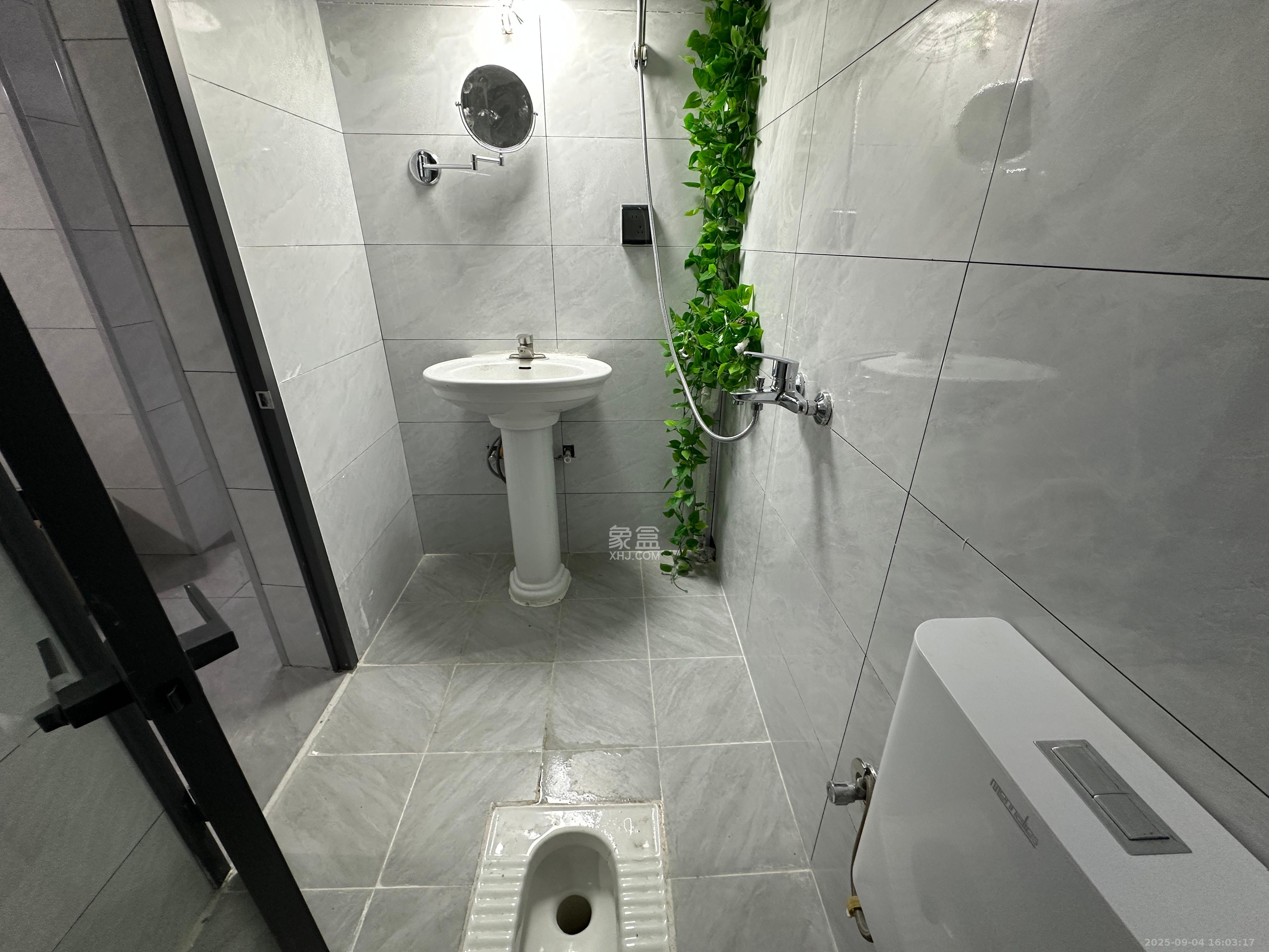 涂家冲社区（涂新小区、农商银行宿舍）  2室1厅1卫    1500.0元/月室内图