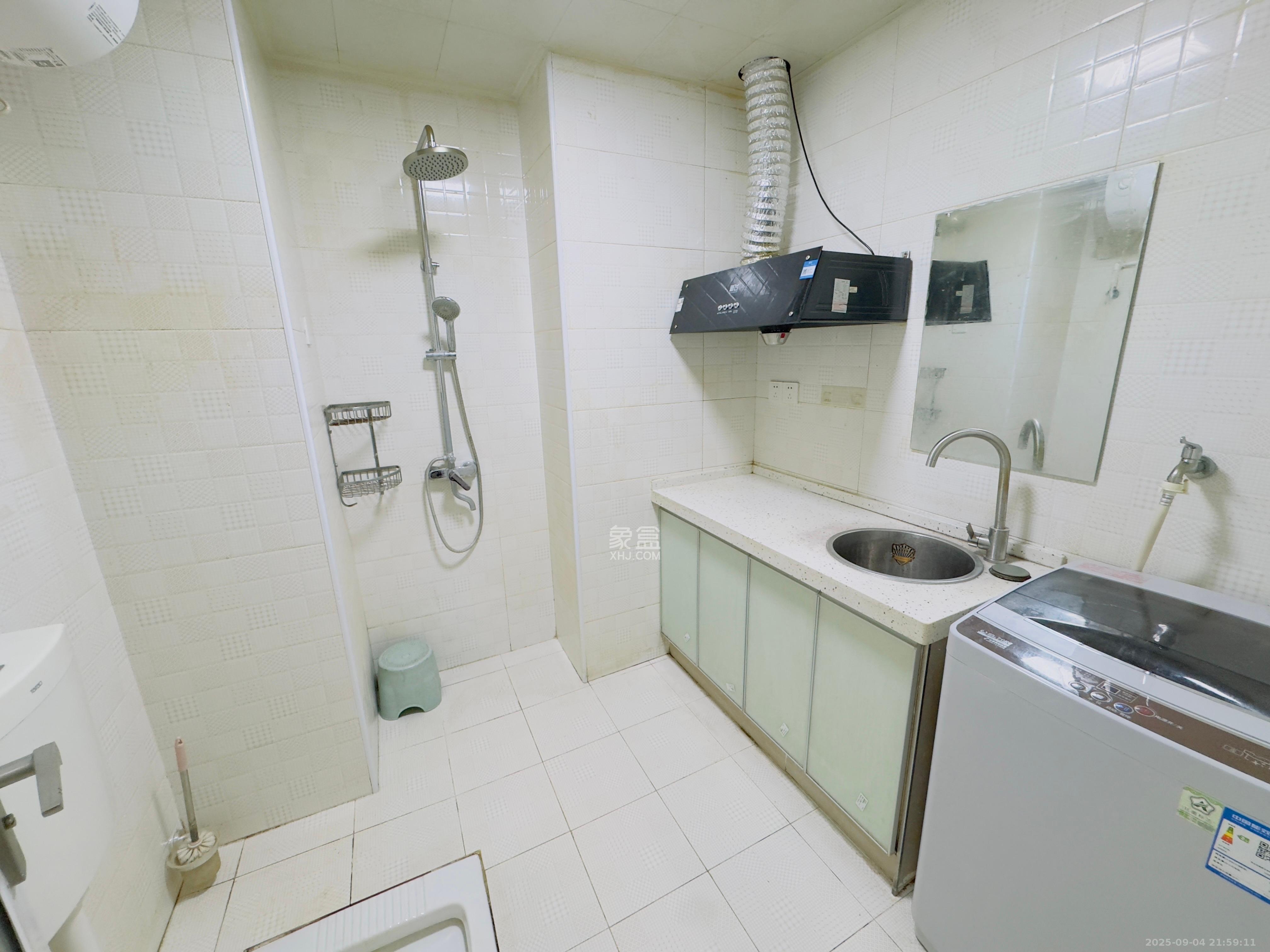 荣盛花语馨苑 1室1厅1卫 1480.0元/月 荣盛花语馨苑 1室1厅1卫 1480.0元/月室内图