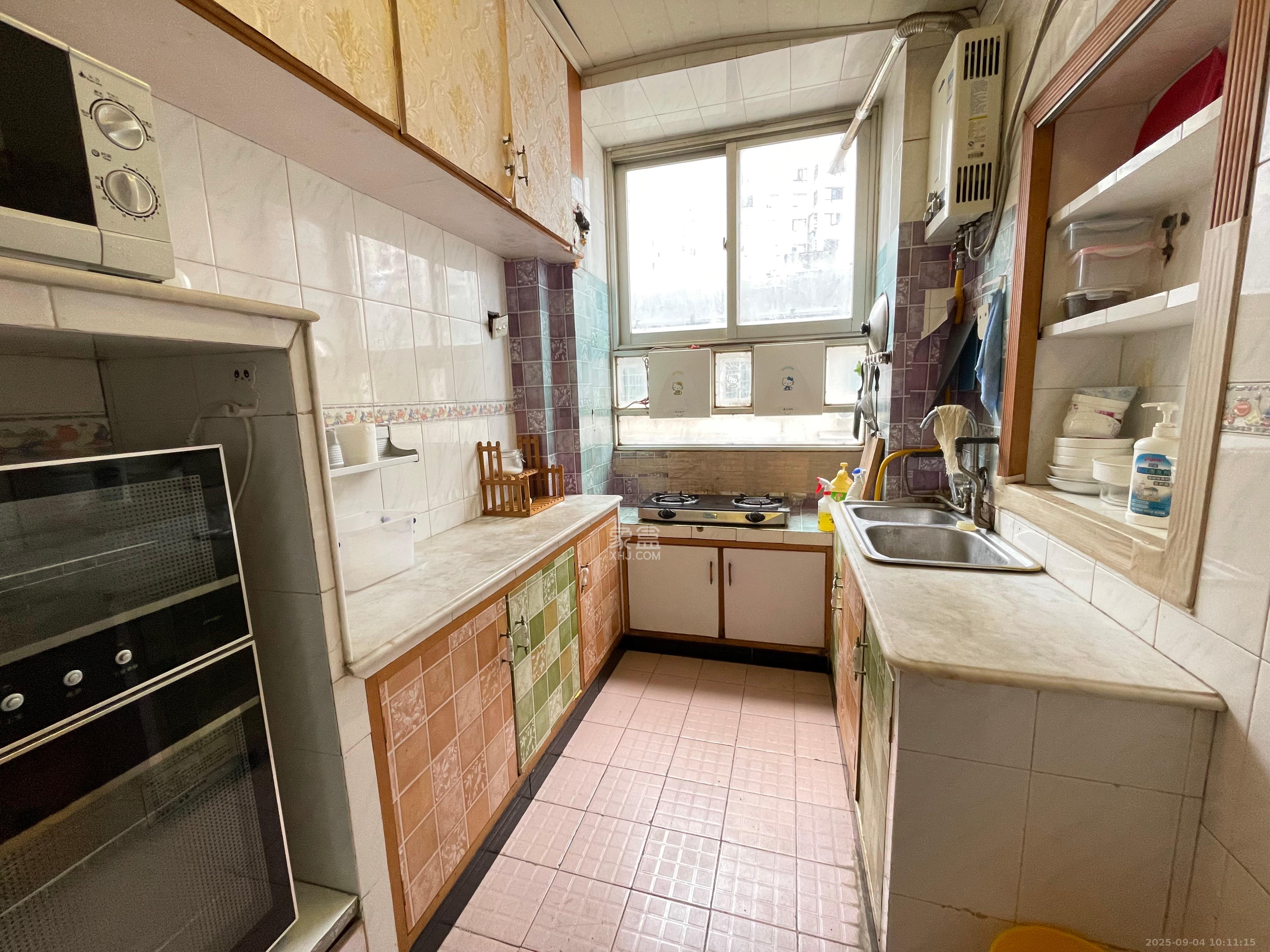 地质家园一、二期（地泰人民公馆）  3室2厅1卫    3000.0元/月室内图