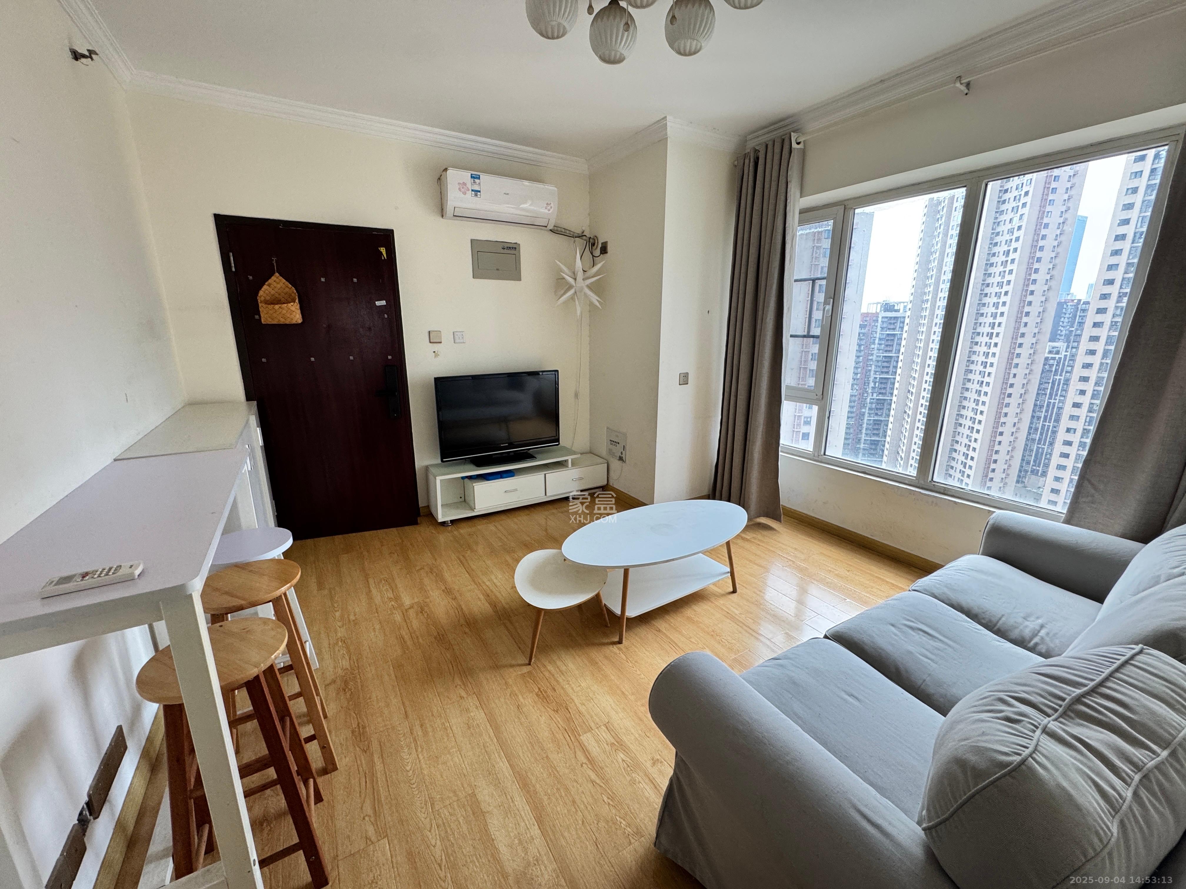 北辰三角洲E3区 2室1厅1卫 2700.0元/月 北辰三角洲E3区 2室1厅1卫 2700.0元/月室内图