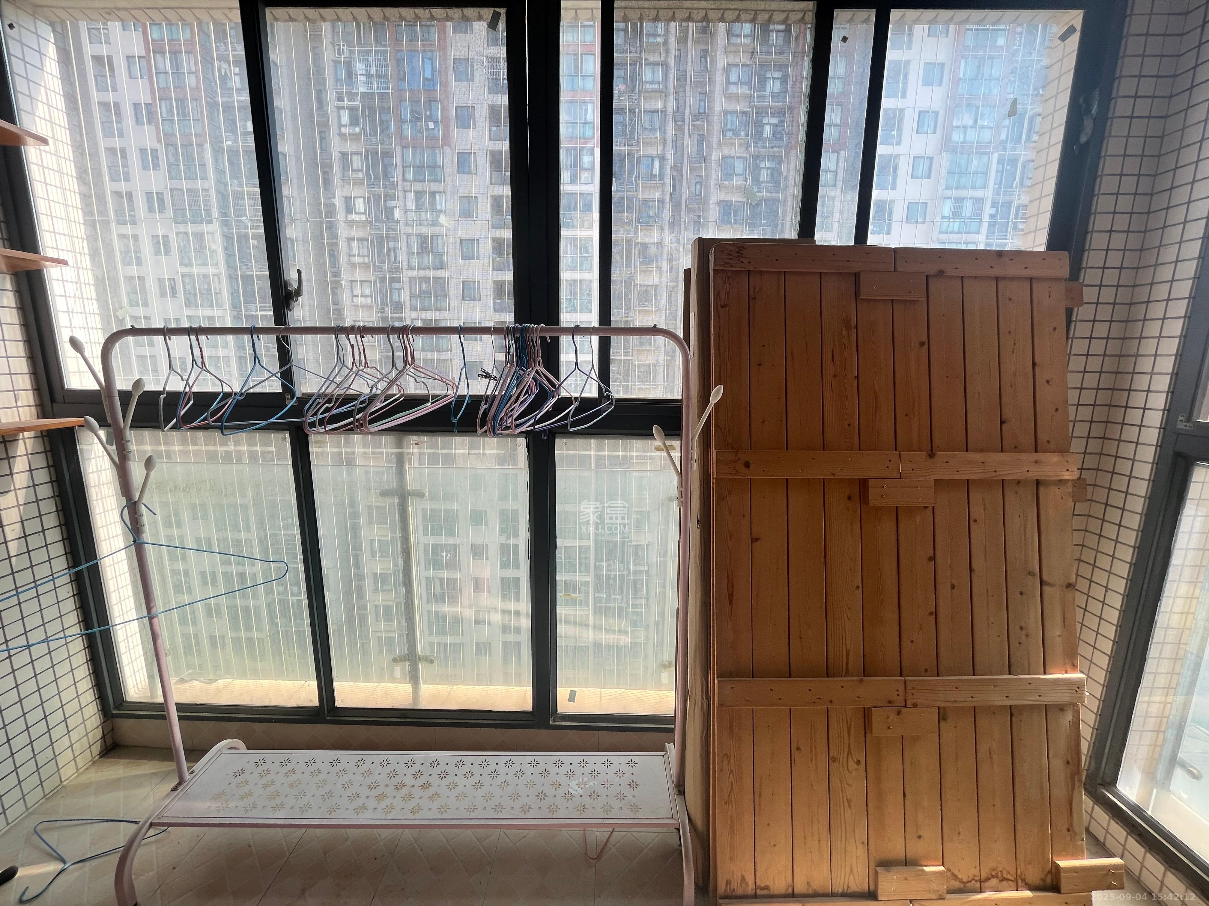 高鑫麓城  2室2厅1卫    2000.0元/月室内图