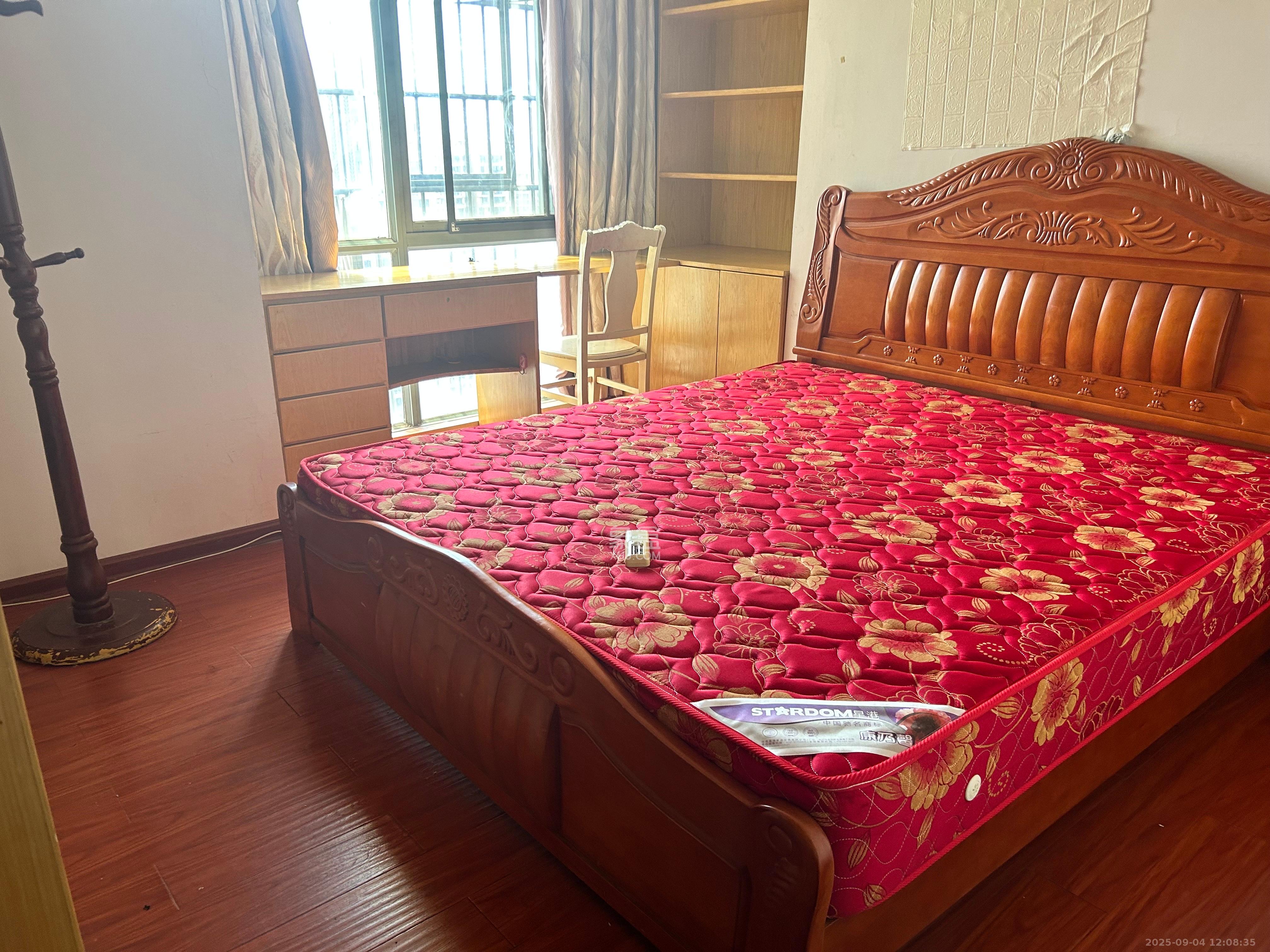 雄新水印廊桥(雄新华府) 2室2厅1卫 1600.0元/月 雄新水印廊桥(雄新华府) 2室2厅1卫 1600.0元/月室内图