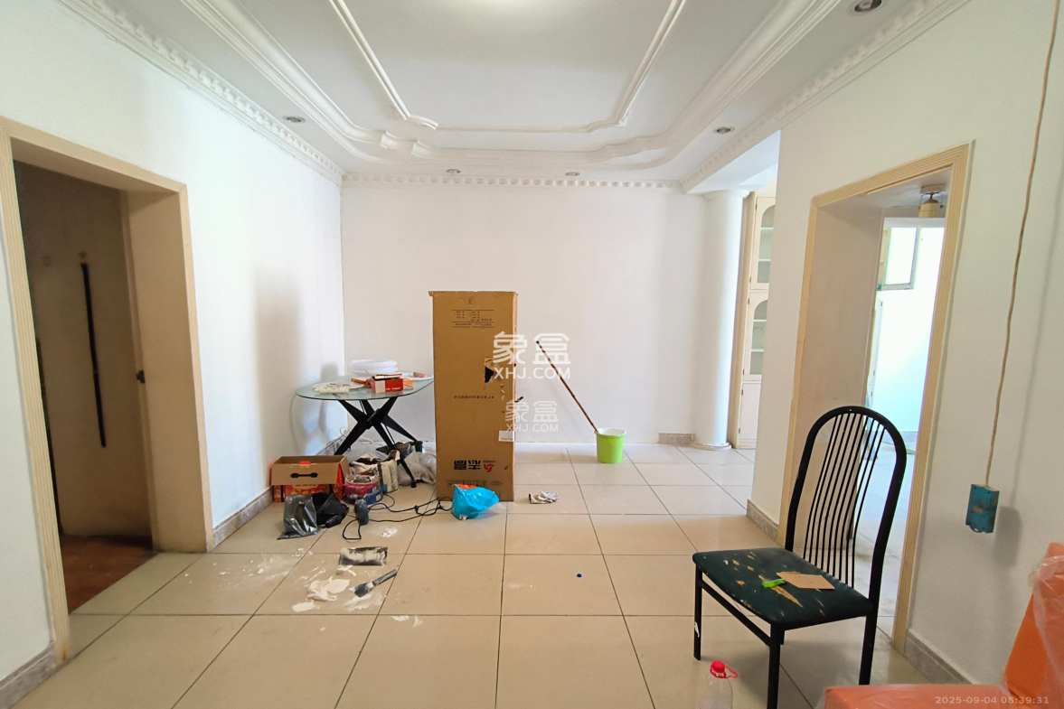 电影院宿舍 2室1厅1卫 2600.0元/月 电影院宿舍 2室1厅1卫 2600.0元/月室内图