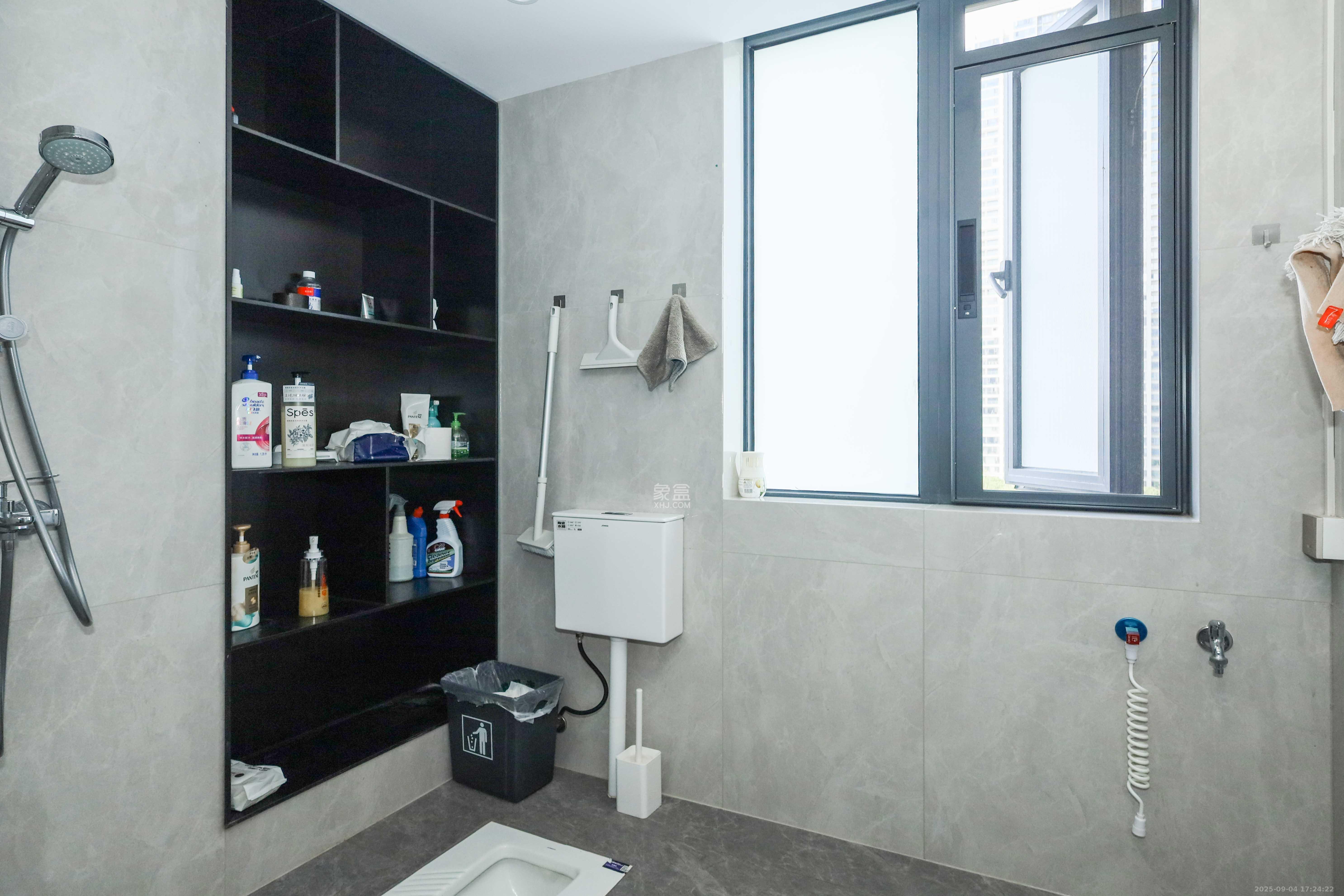 绿城招商桂语雲峯 5室2厅3卫 458.0万 绿城招商桂语雲峯 5室2厅3卫 458.0万卫生间