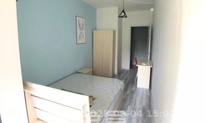 保利花园  1室1厅1卫   900.00元/月