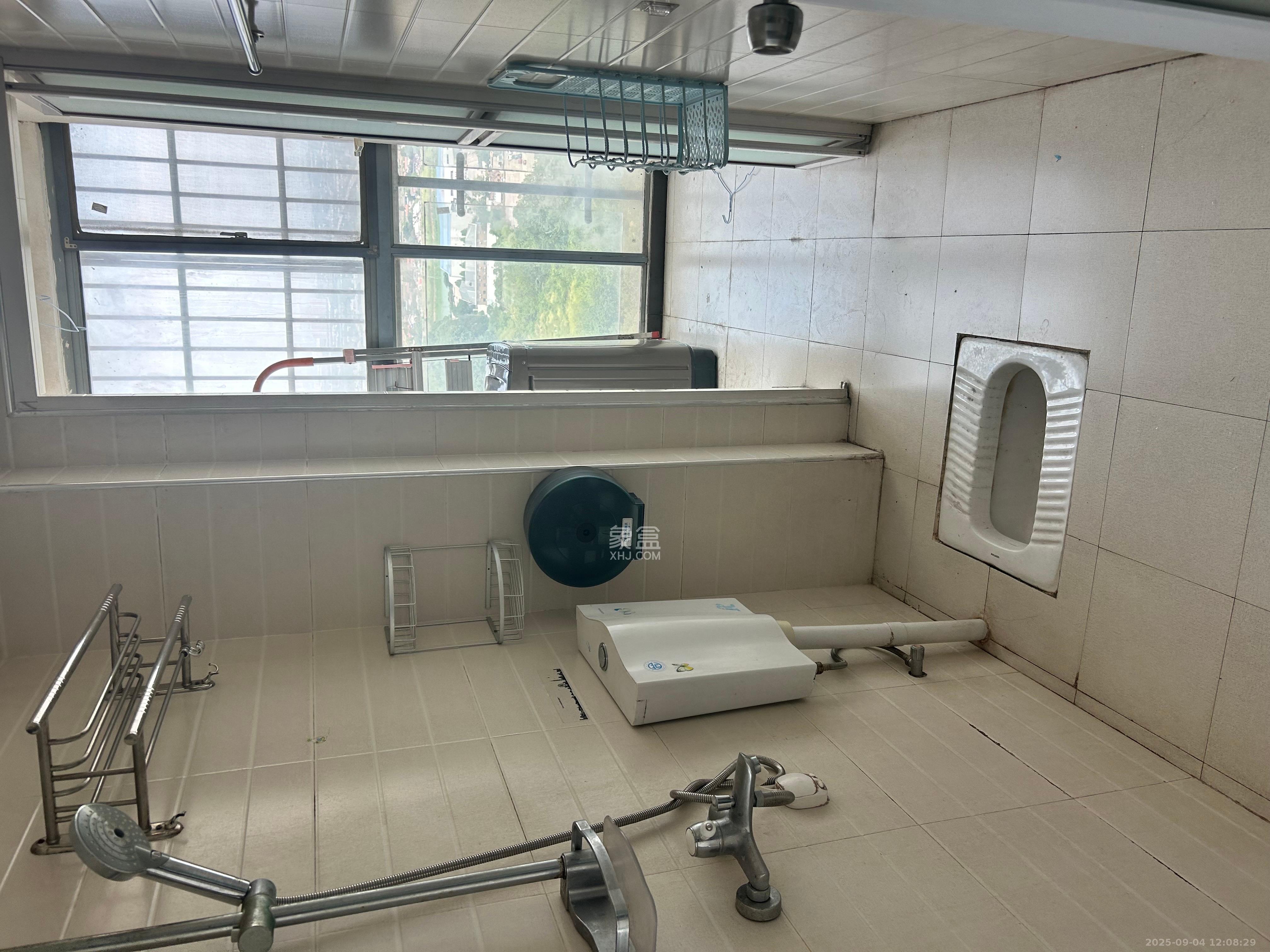 雄新水印廊桥(雄新华府) 2室2厅1卫 1600.0元/月 雄新水印廊桥(雄新华府) 2室2厅1卫 1600.0元/月室内图