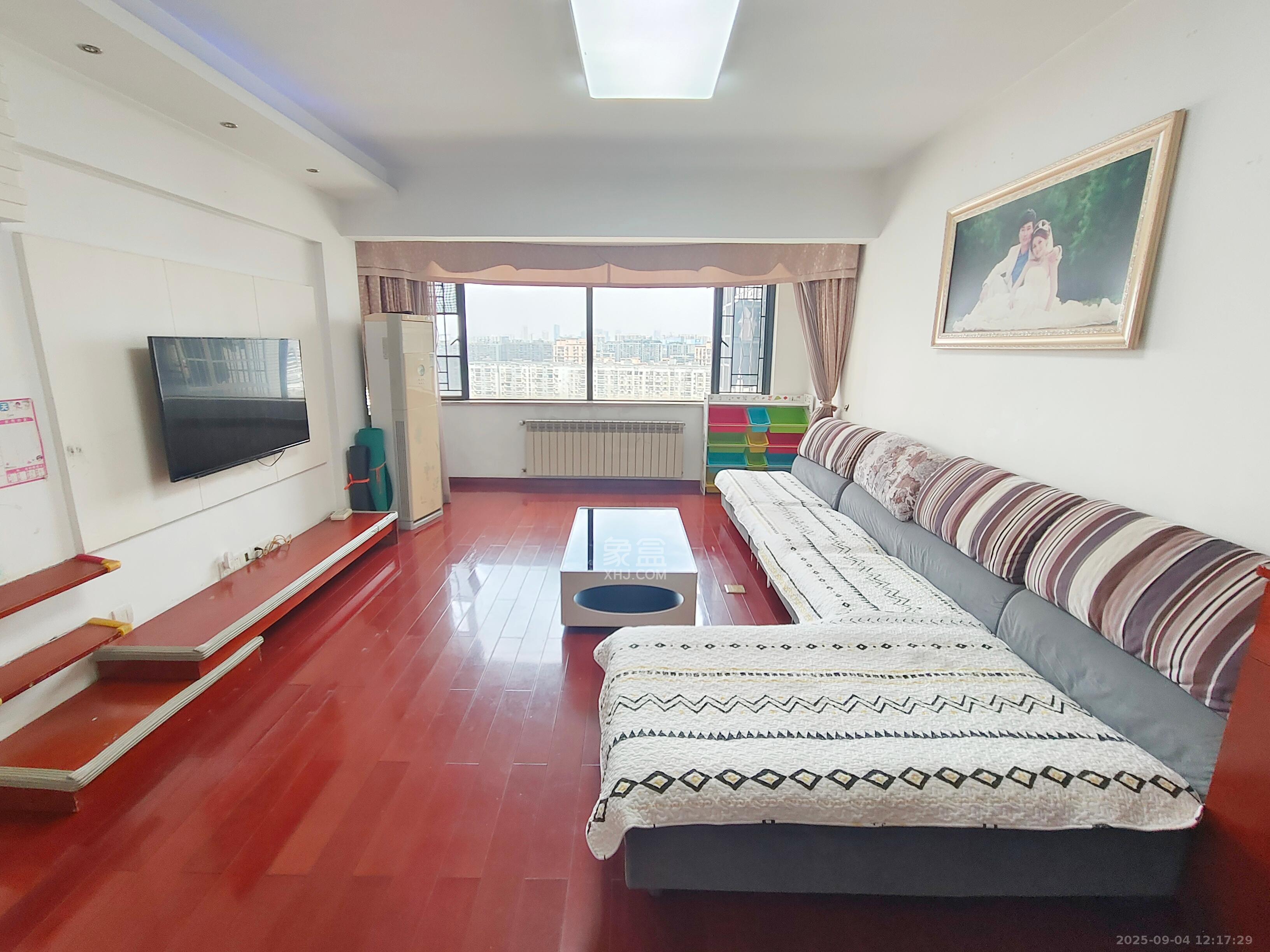 和庄  3室2厅1卫    2500.0元/月 和庄  3室2厅1卫    2500.0元/月