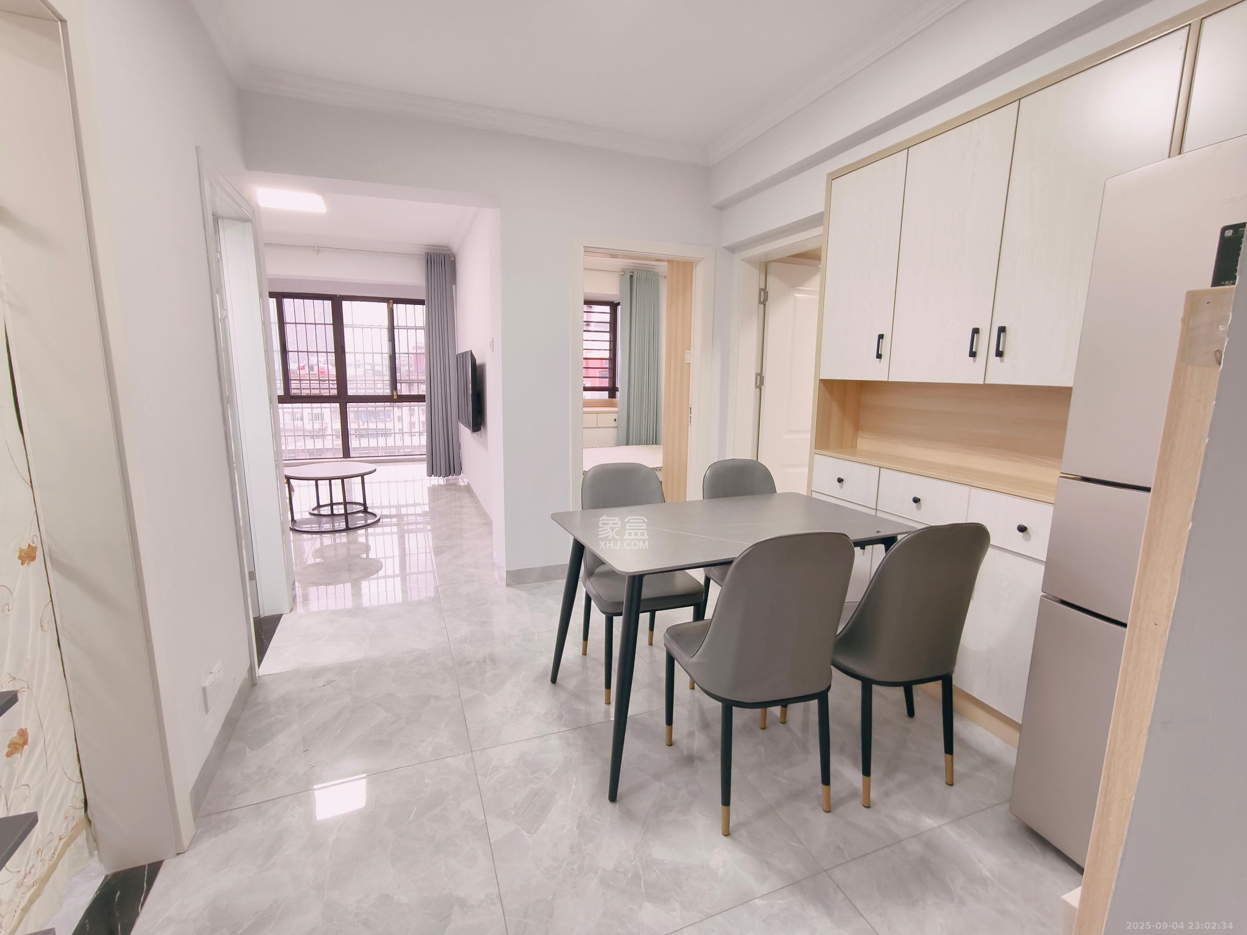 鹏程府  2室1厅1卫    2800.0元/月 鹏程府  2室1厅1卫    2800.0元/月室内图