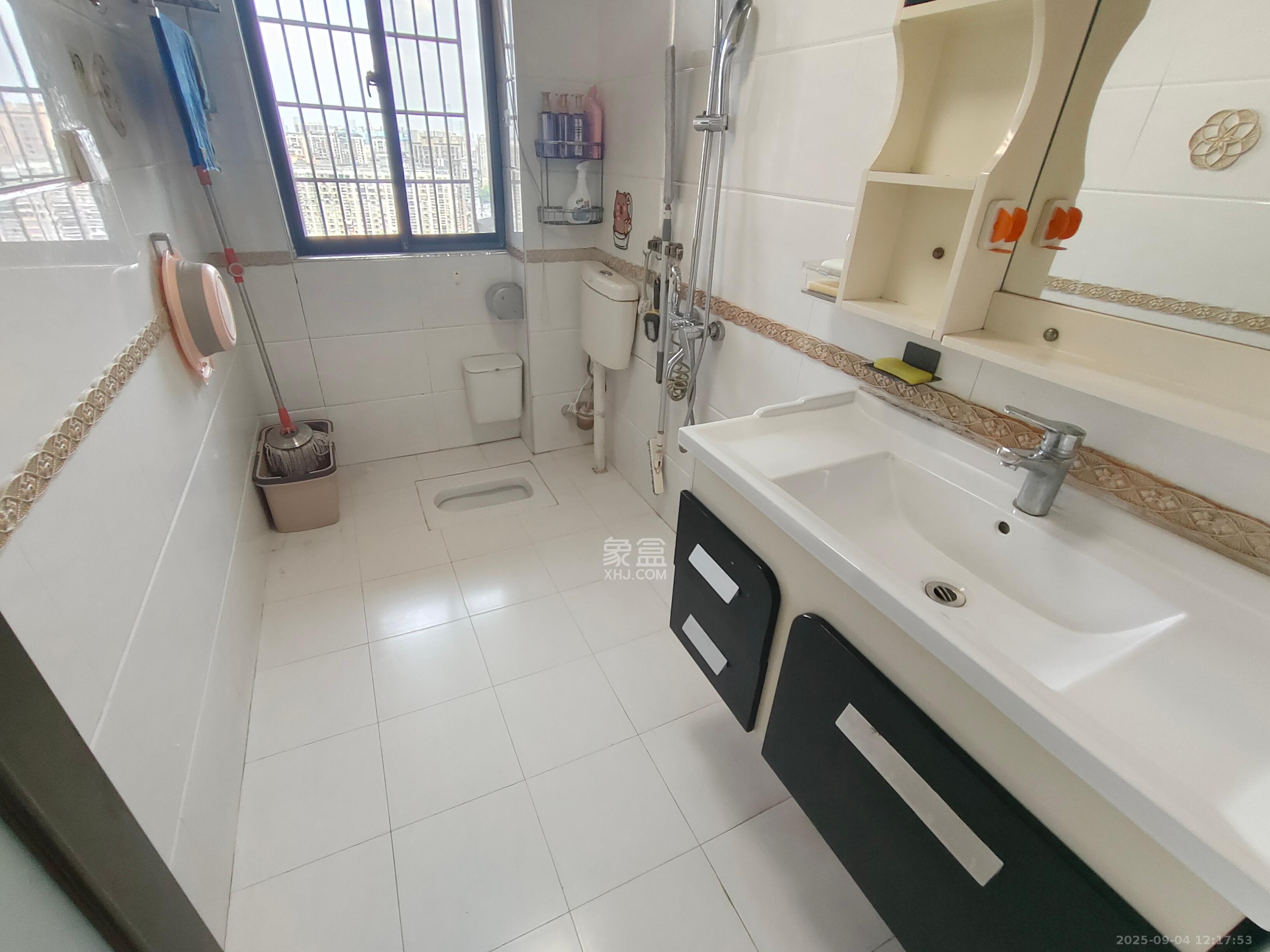 和庄 3室2厅1卫 2500.0元/月 和庄 3室2厅1卫 2500.0元/月室内图