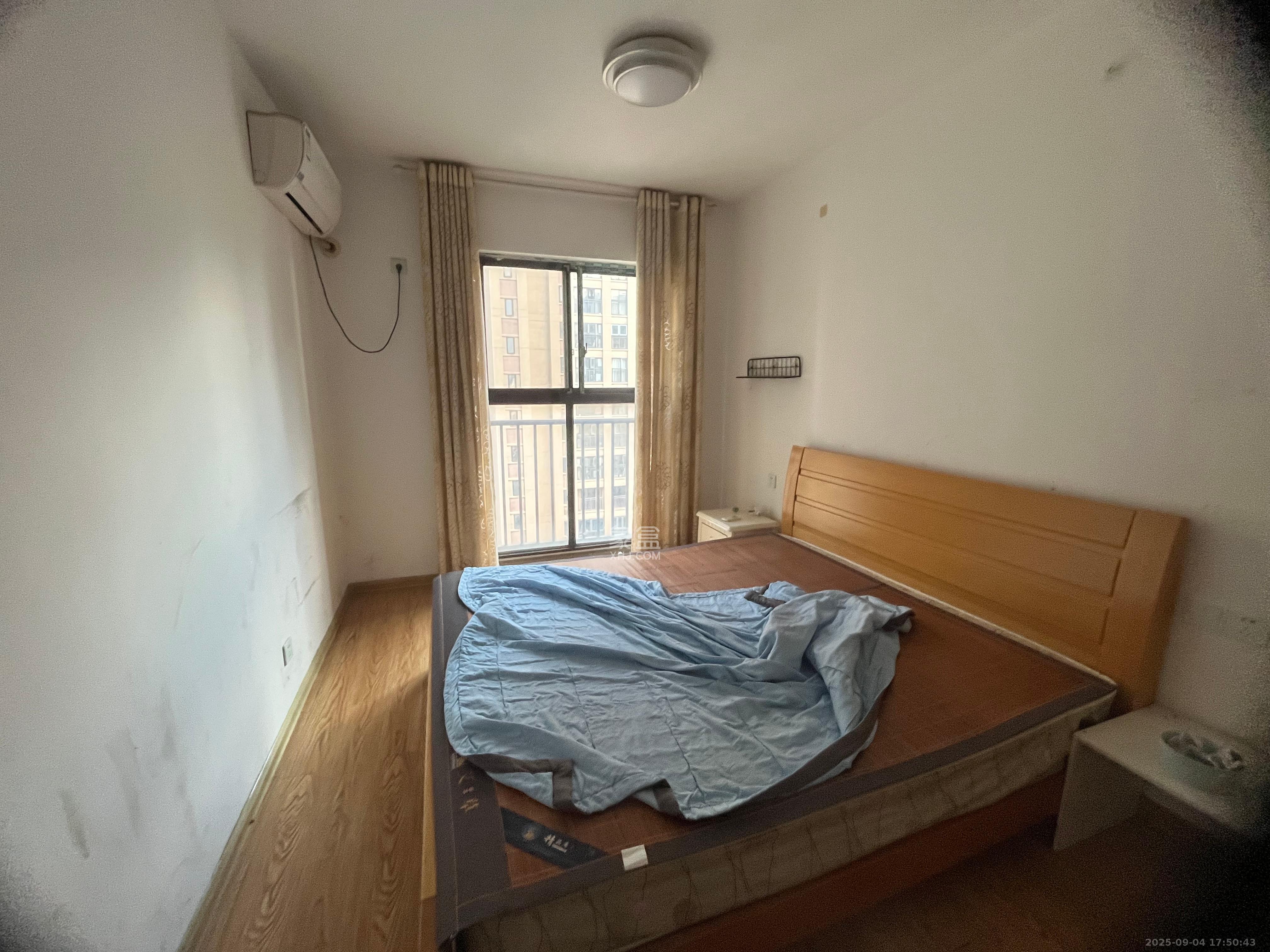 旭辉香樟公馆  3室2厅2卫    2200.0元/月室内图