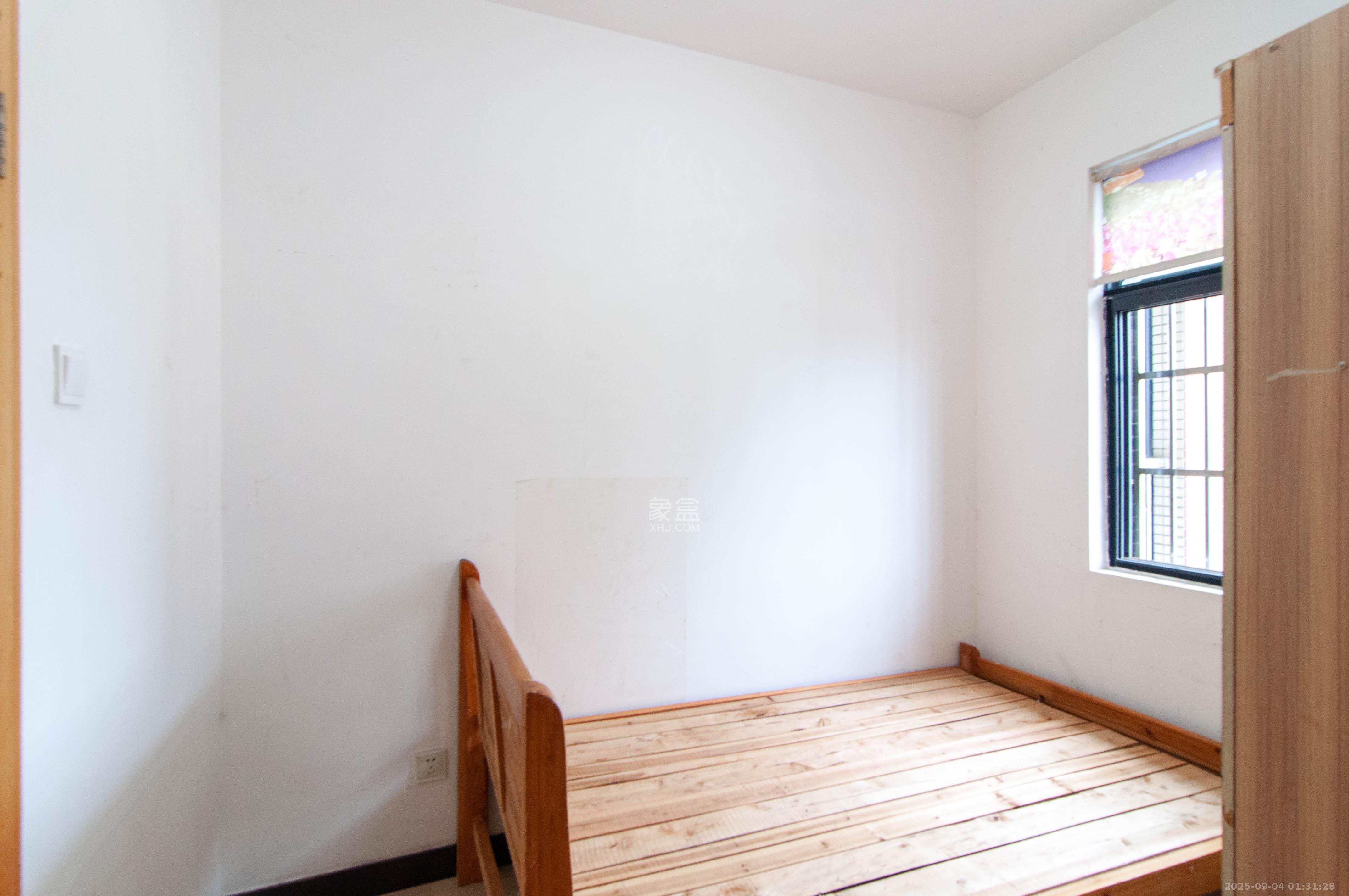 高鑫麓城 3室2厅1卫 85.0万 高鑫麓城 3室2厅1卫 85.0万其他