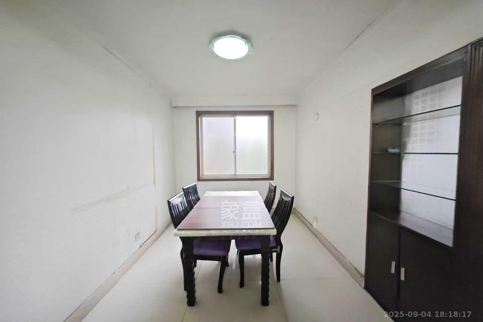 福乐名园  3室2厅1卫    2500.0元/月 福乐名园  3室2厅1卫    2500.0元/月室内图