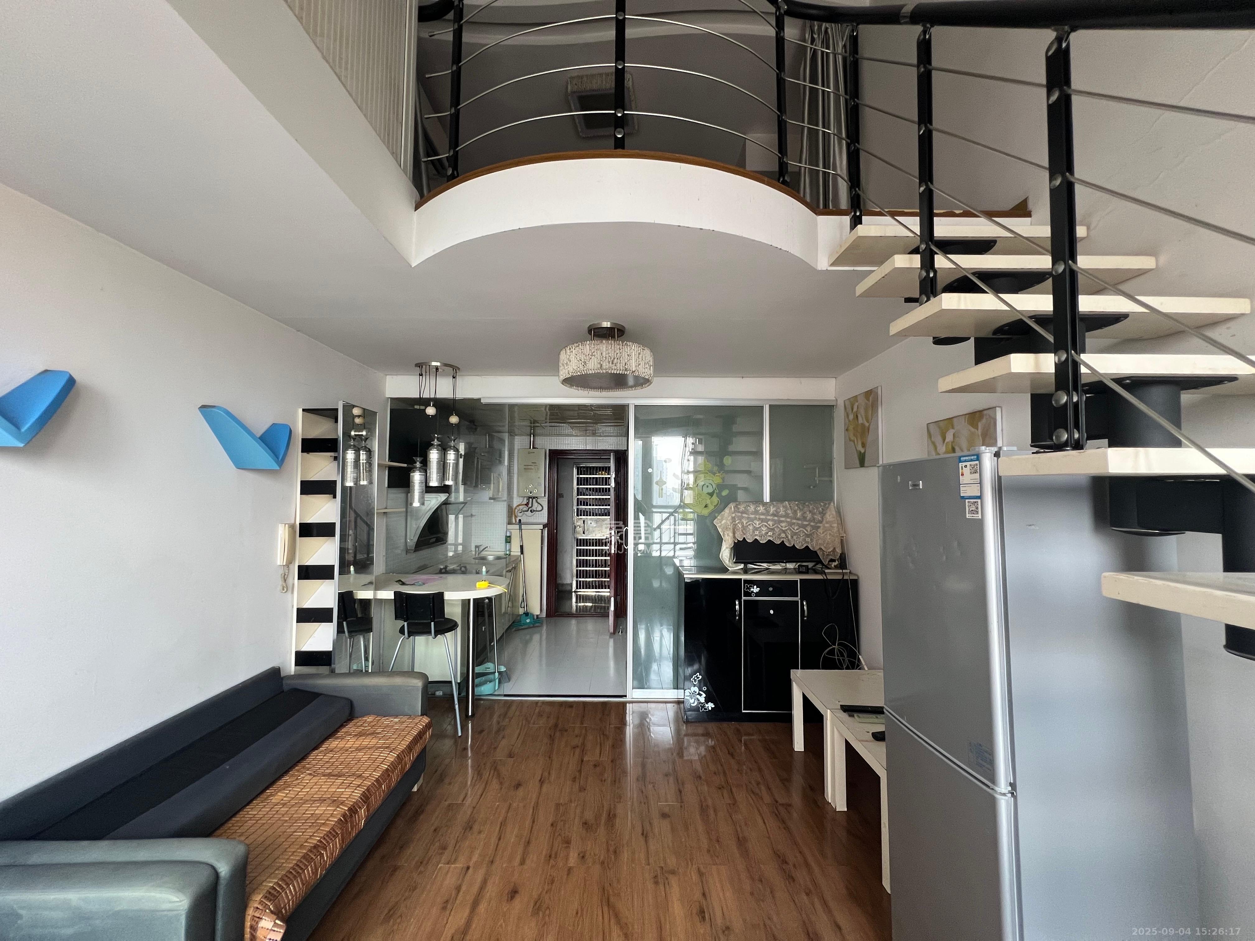 他城(天鸿时代公寓) 1室1厅1卫 1400.0元/月 他城(天鸿时代公寓) 1室1厅1卫 1400.0元/月室内图