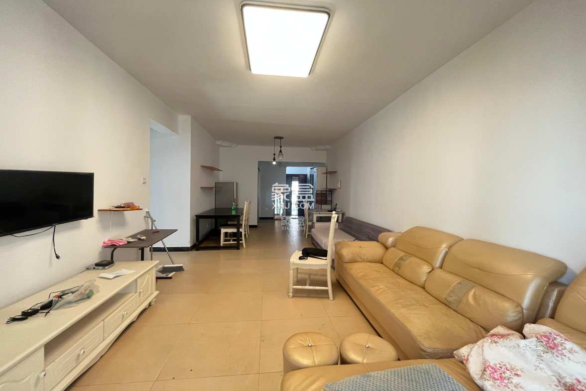 高鑫麓城  2室2厅1卫    2000.0元/月 高鑫麓城  2室2厅1卫    2000.0元/月室内图