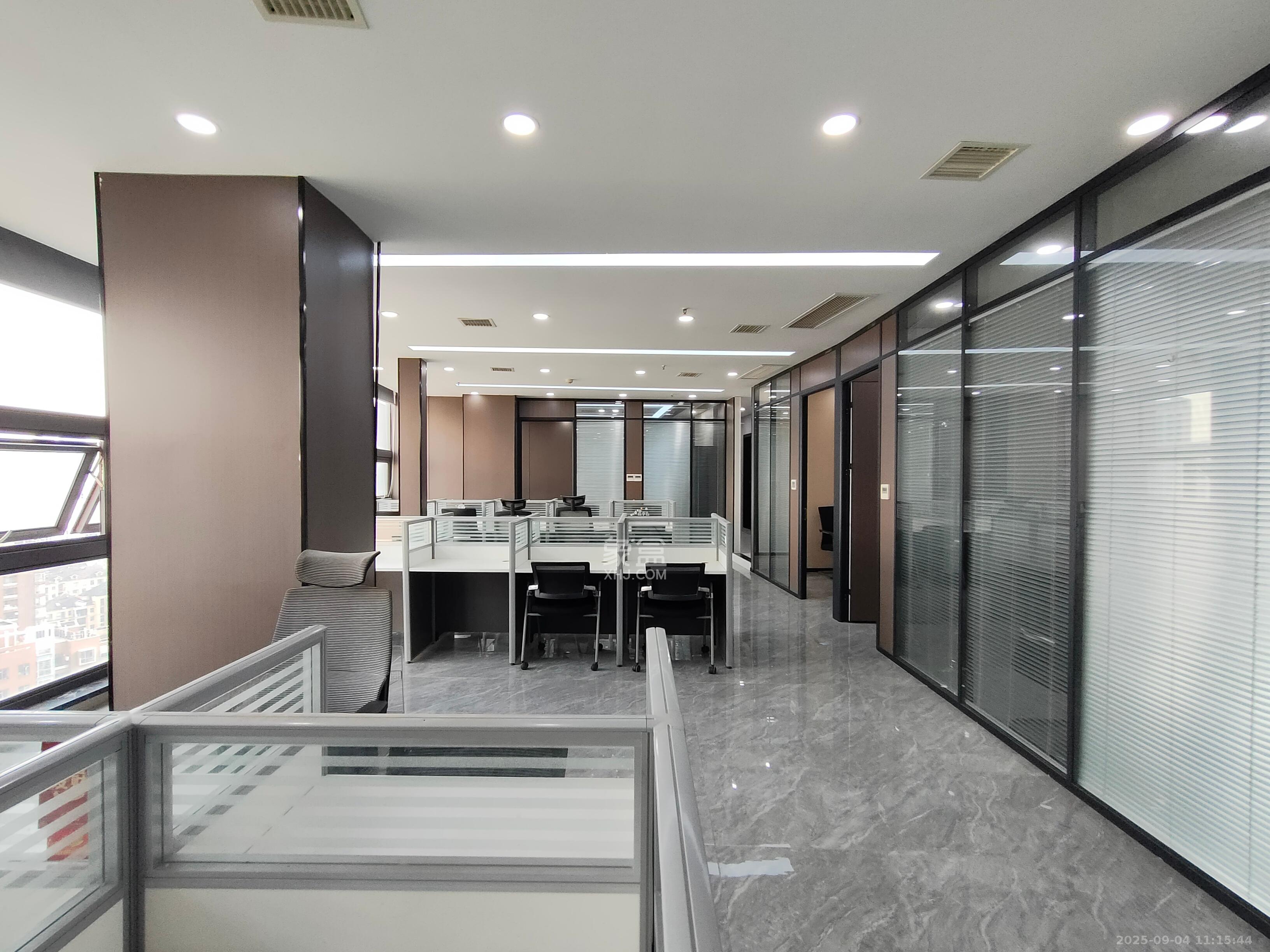 年华世嘉酒店(原:延年世嘉酒店)  4室1厅2卫    13000.0元/月 年华世嘉酒店(原:延年世嘉酒店)  4室1厅2卫    13000.0元/月户型图