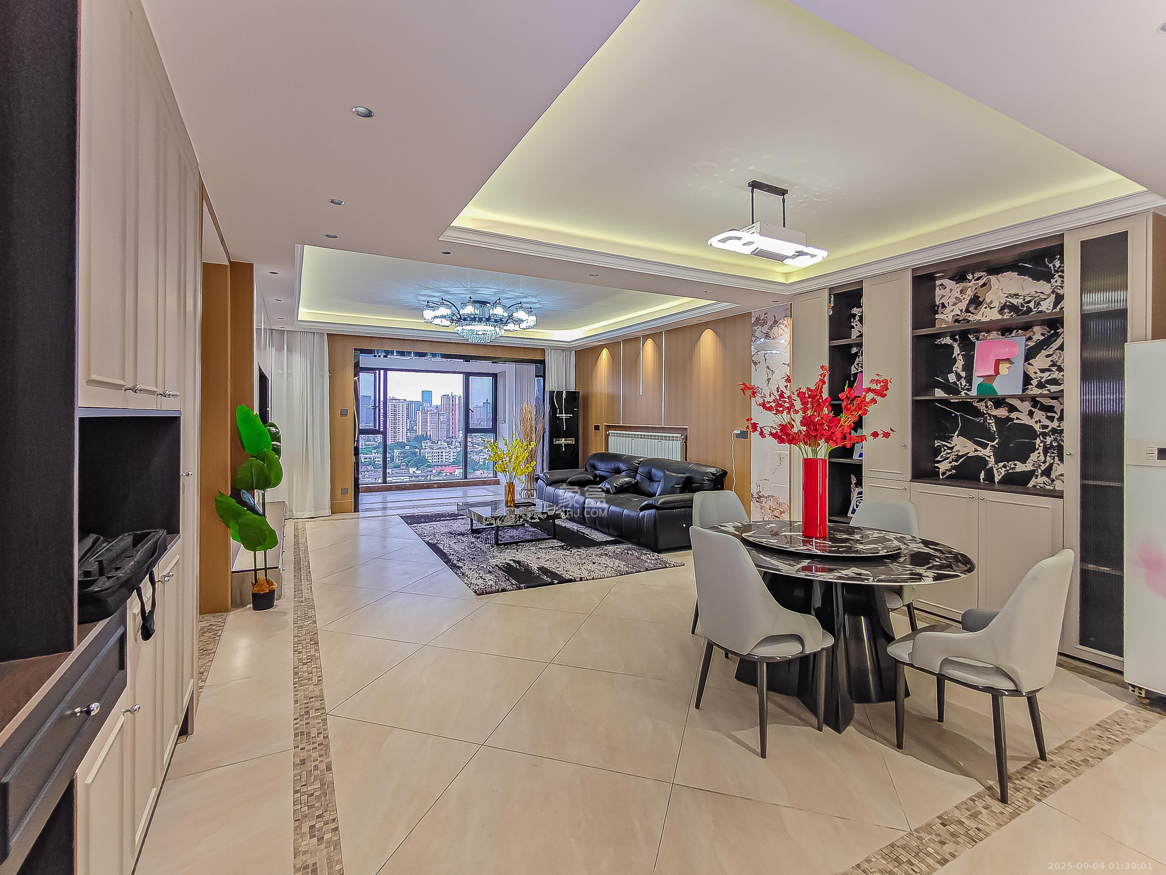 长沙紫金苑  3室1厅1卫    161.0万 长沙紫金苑  3室1厅1卫    161.0万客厅