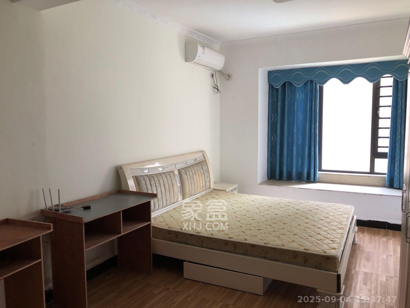 阳光城尚东湾青云苑  4室2厅3卫    2800.0元/月室内图