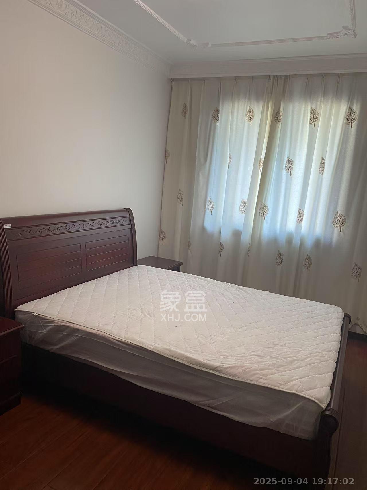 天心物业 3室1厅1卫 2000.0元/月 天心物业 3室1厅1卫 2000.0元/月室内图