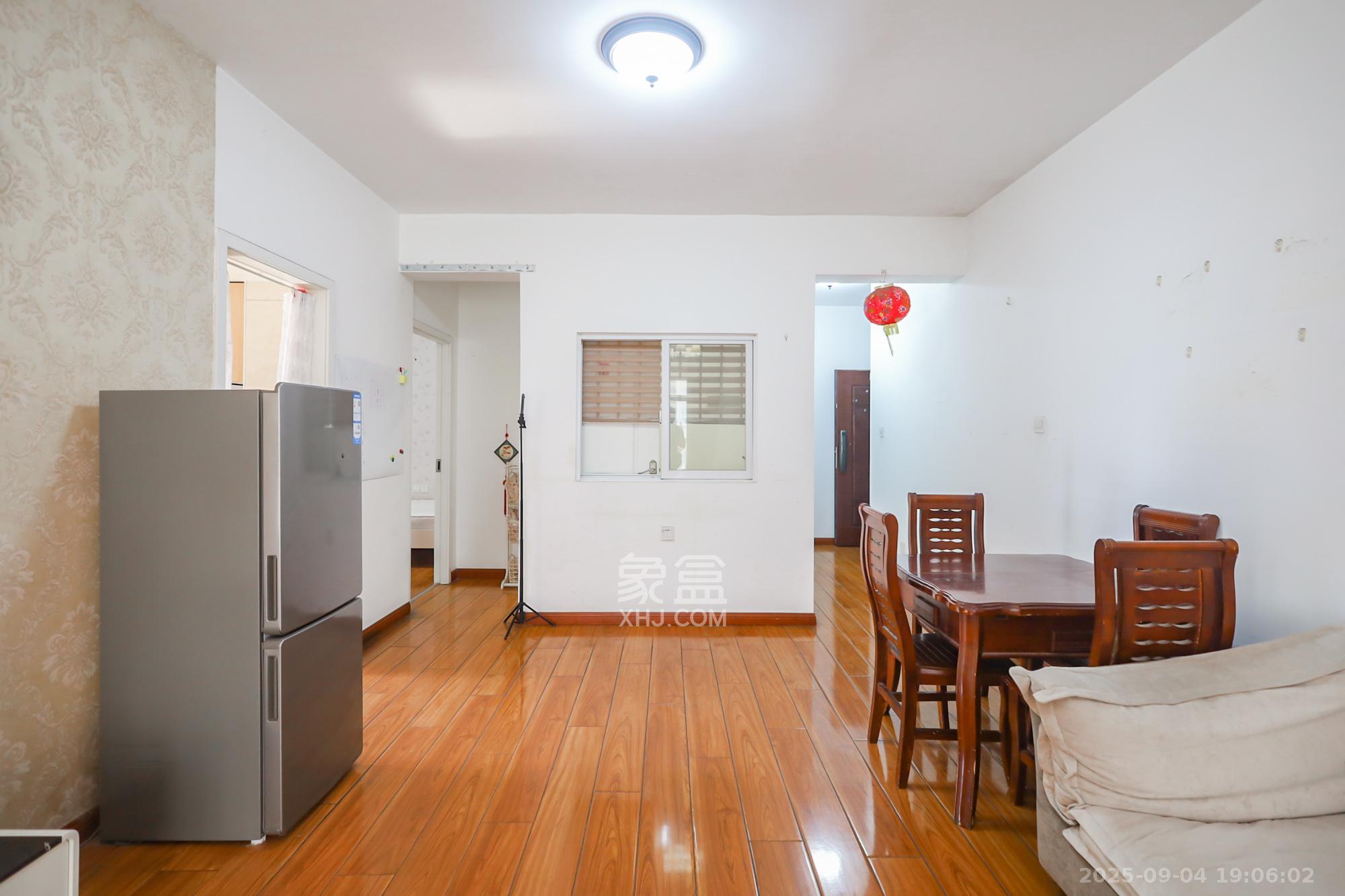 香海西岸 3室2厅1卫 88.0万 香海西岸 3室2厅1卫 88.0万其他