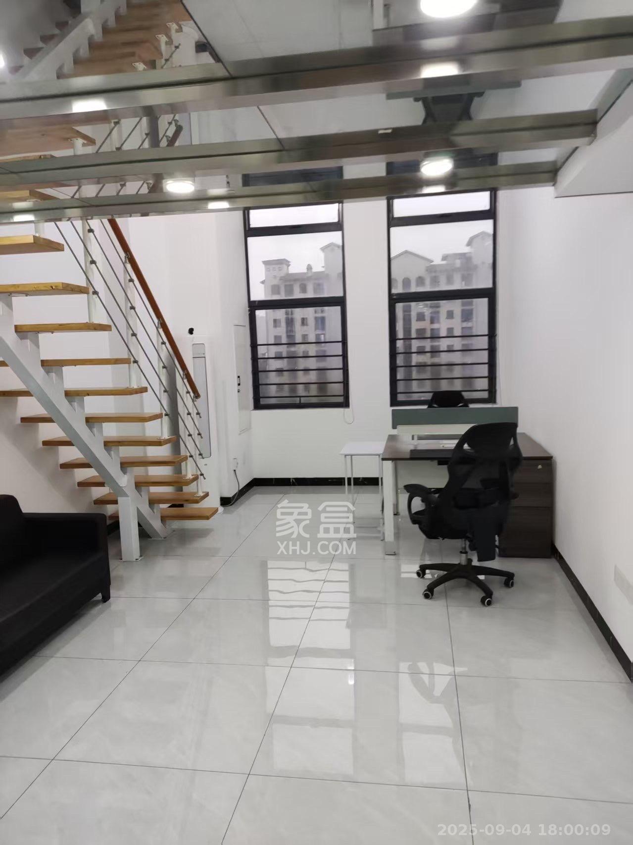 华润置地广场二期  2室1厅1卫    1500.0元/月室内图