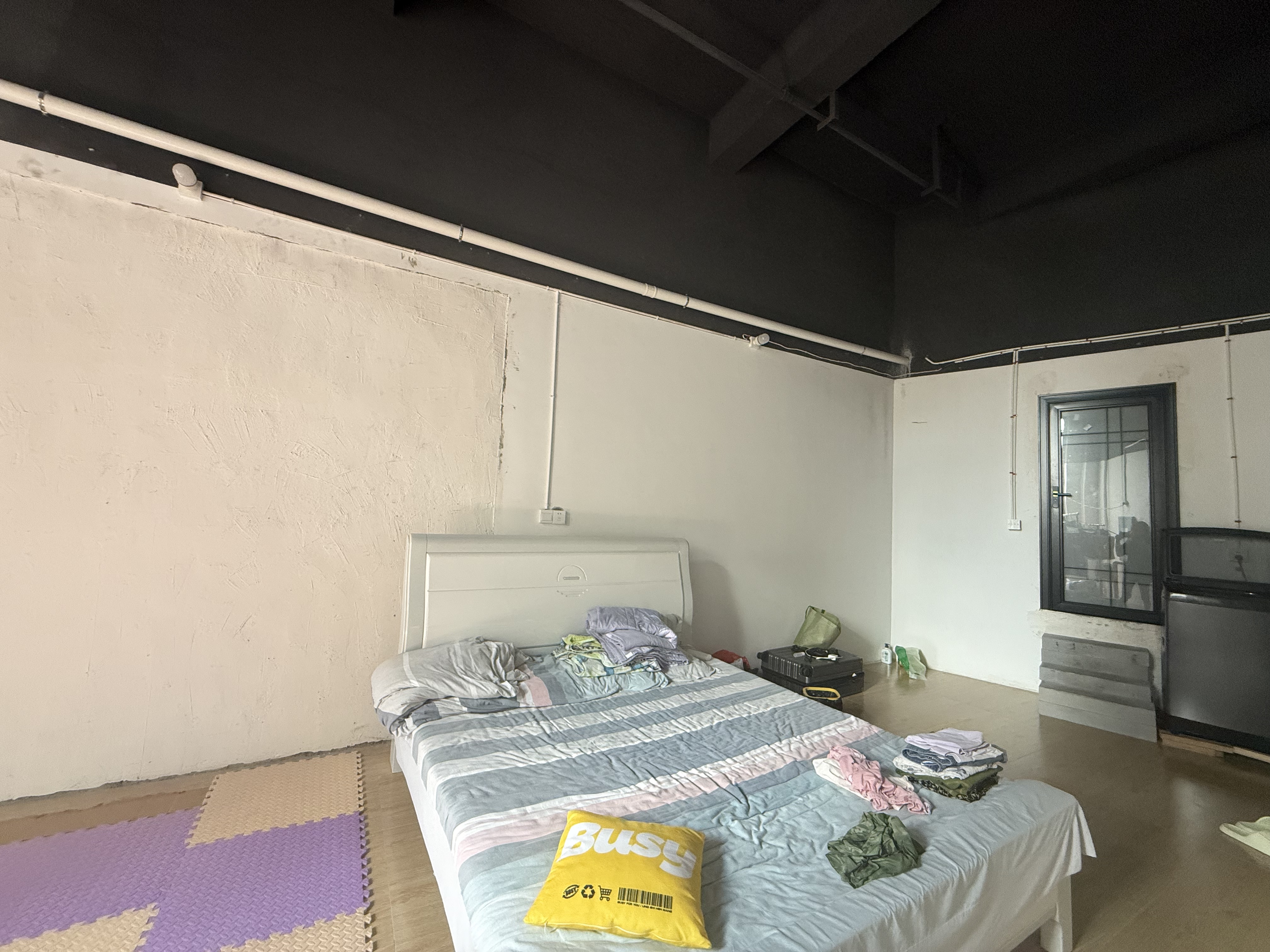 恒大绿洲 1室1厅2卫 2000.0元/月 恒大绿洲 1室1厅2卫 2000.0元/月室内图