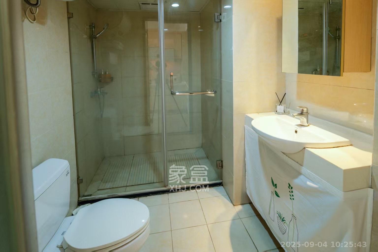 融科檀香山(融科紫檀、香山国际) 1室2厅1卫 3200.0元/月 融科檀香山(融科紫檀、香山国际) 1室2厅1卫 3200.0元/月室内图