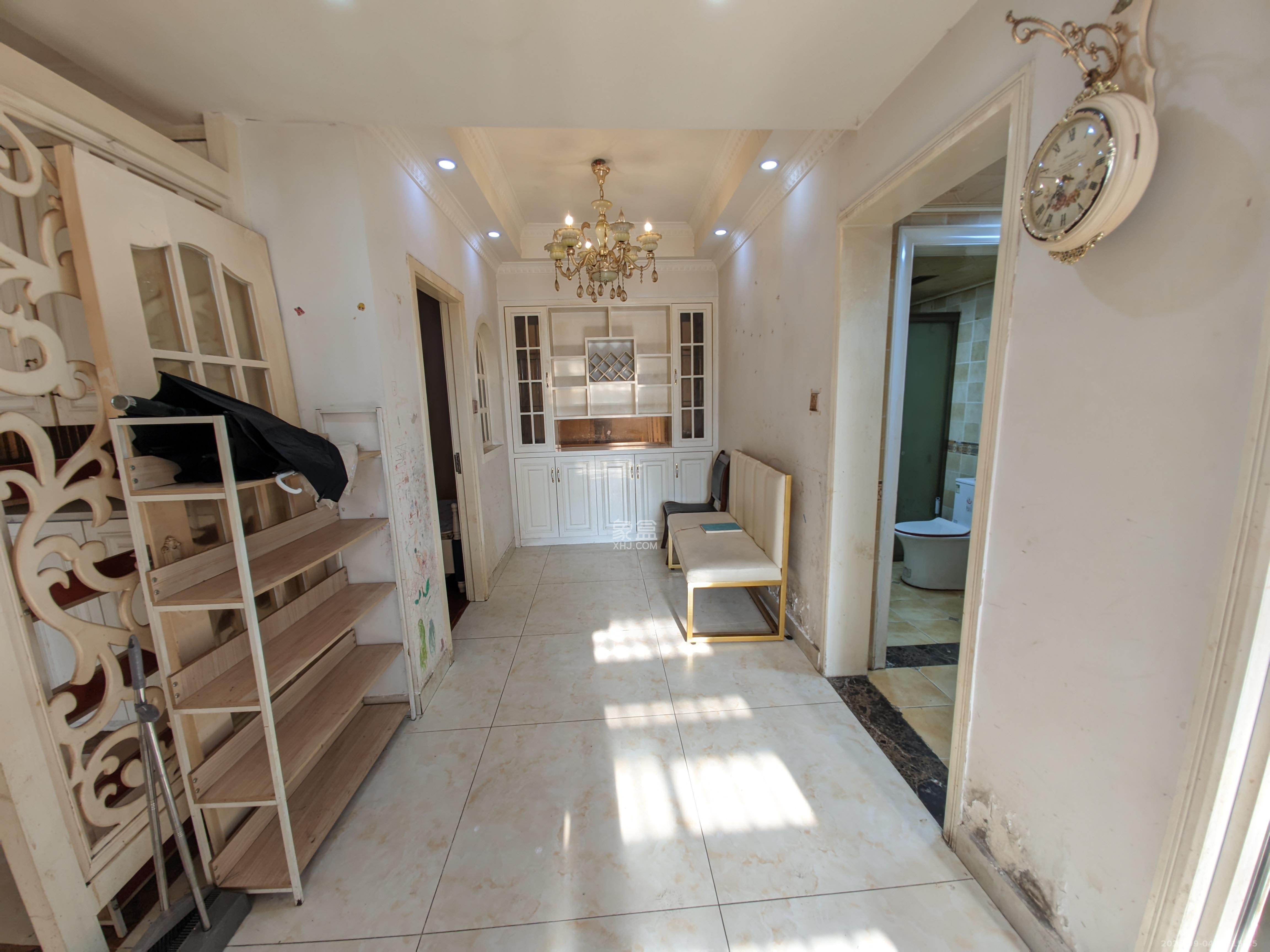 上河国际F座 1室2厅1卫 2200.0元/月 上河国际F座 1室2厅1卫 2200.0元/月室内图